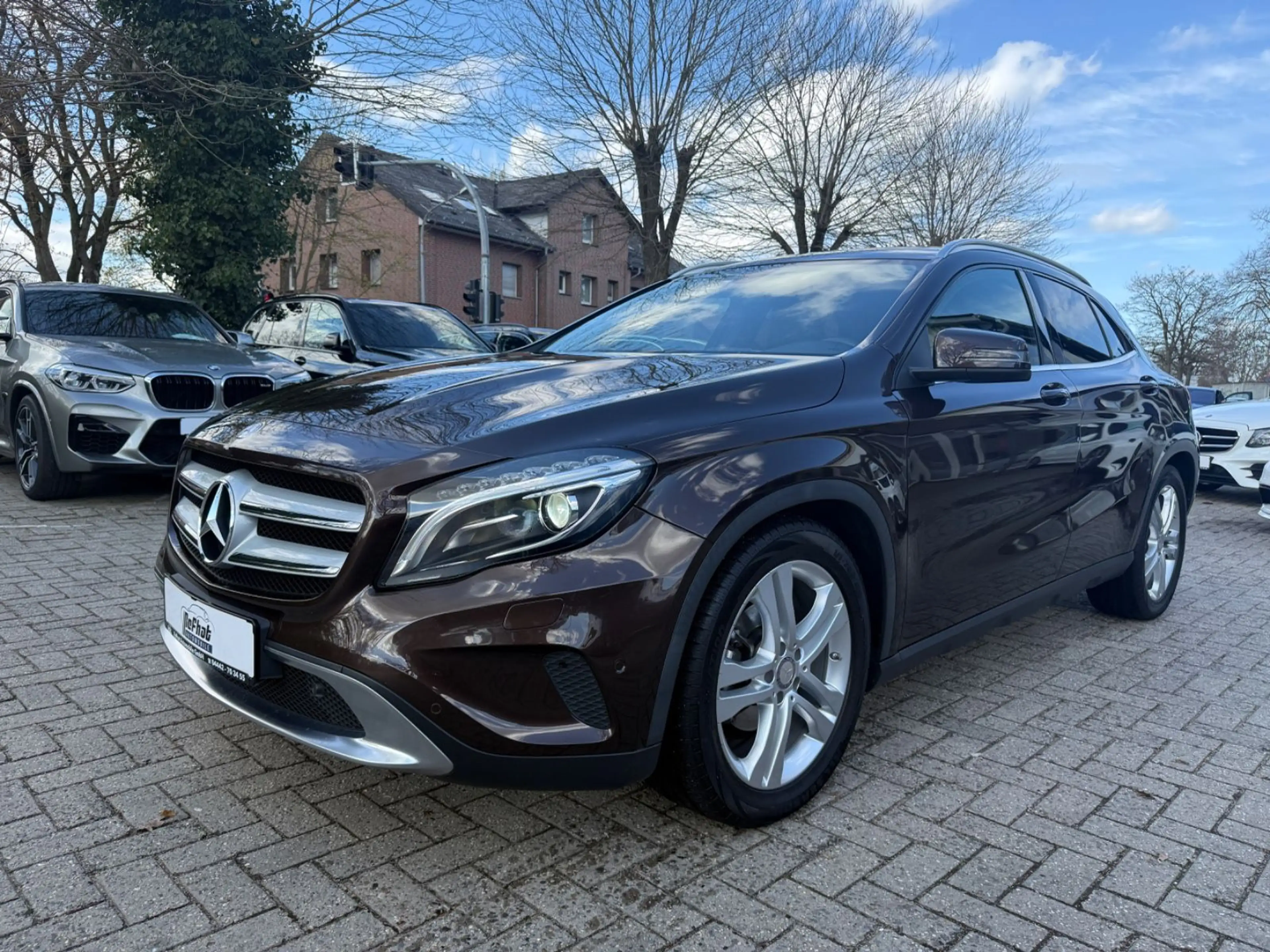 Mercedes-Benz GLA 200 *LED*XENON*SHZ*PDC*NAVI* — photo 3