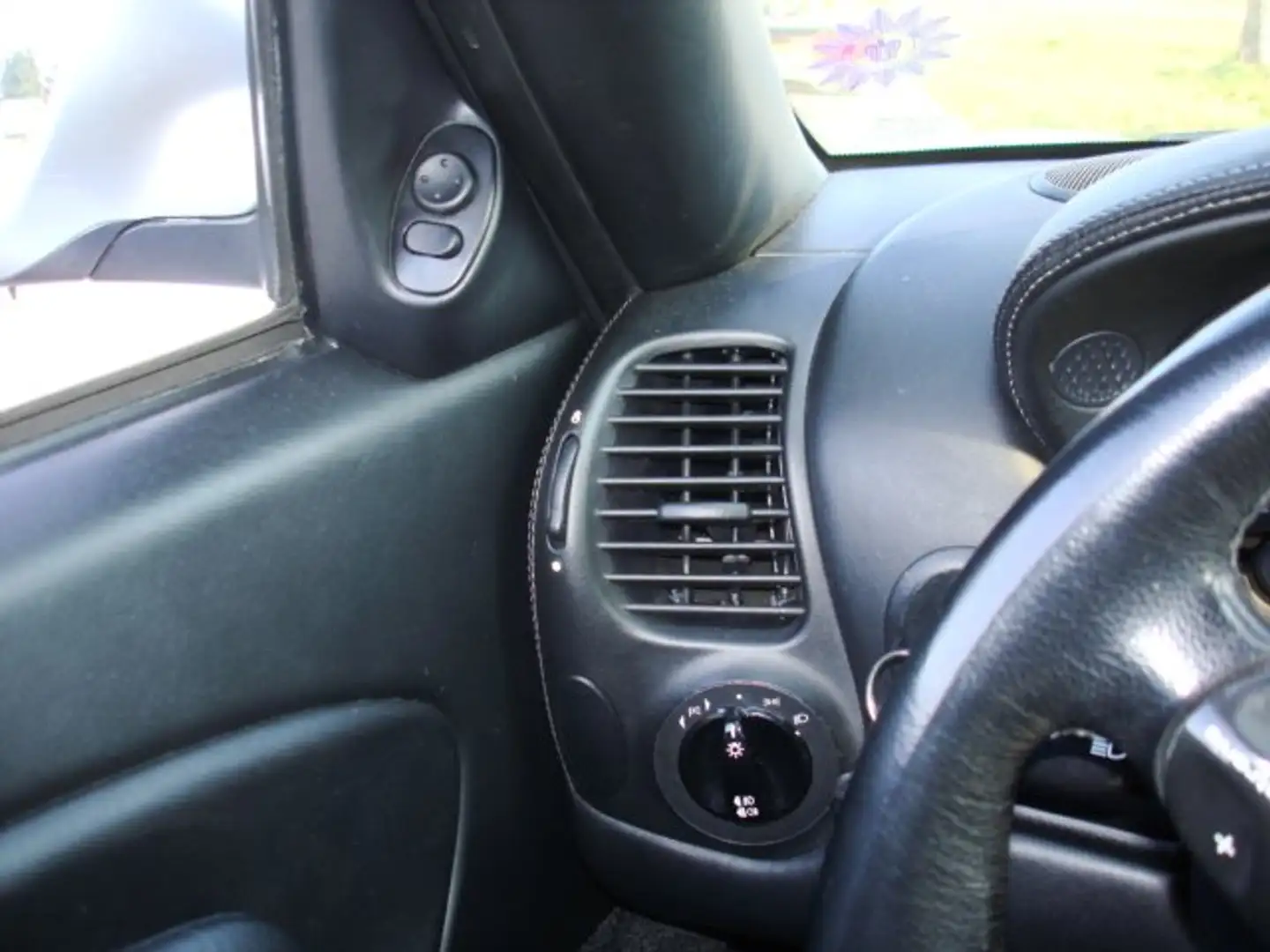 Porsche 996 911 Carrera 4 Cabrio Schwarz - 2