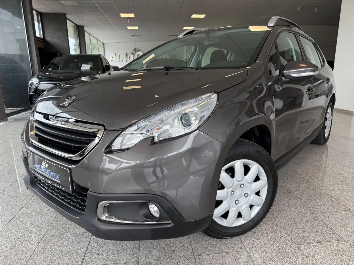Peugeot 2008 Active SHZ PDC Bluetooth Grau - 1