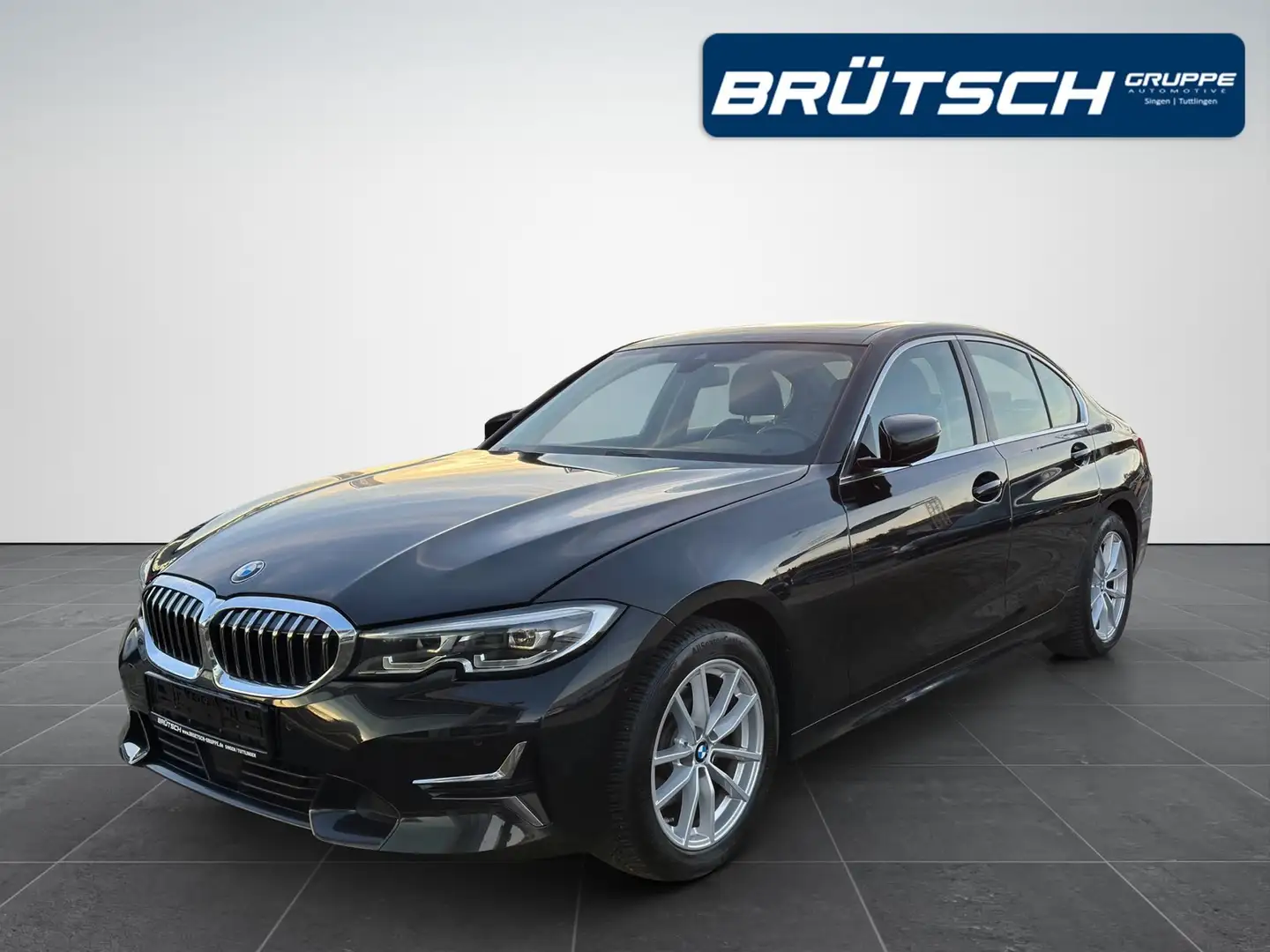 BMW 320 d xDrive Luxury Line AUTOMATIK / LEDER / AHK / SCH Schwarz - 1