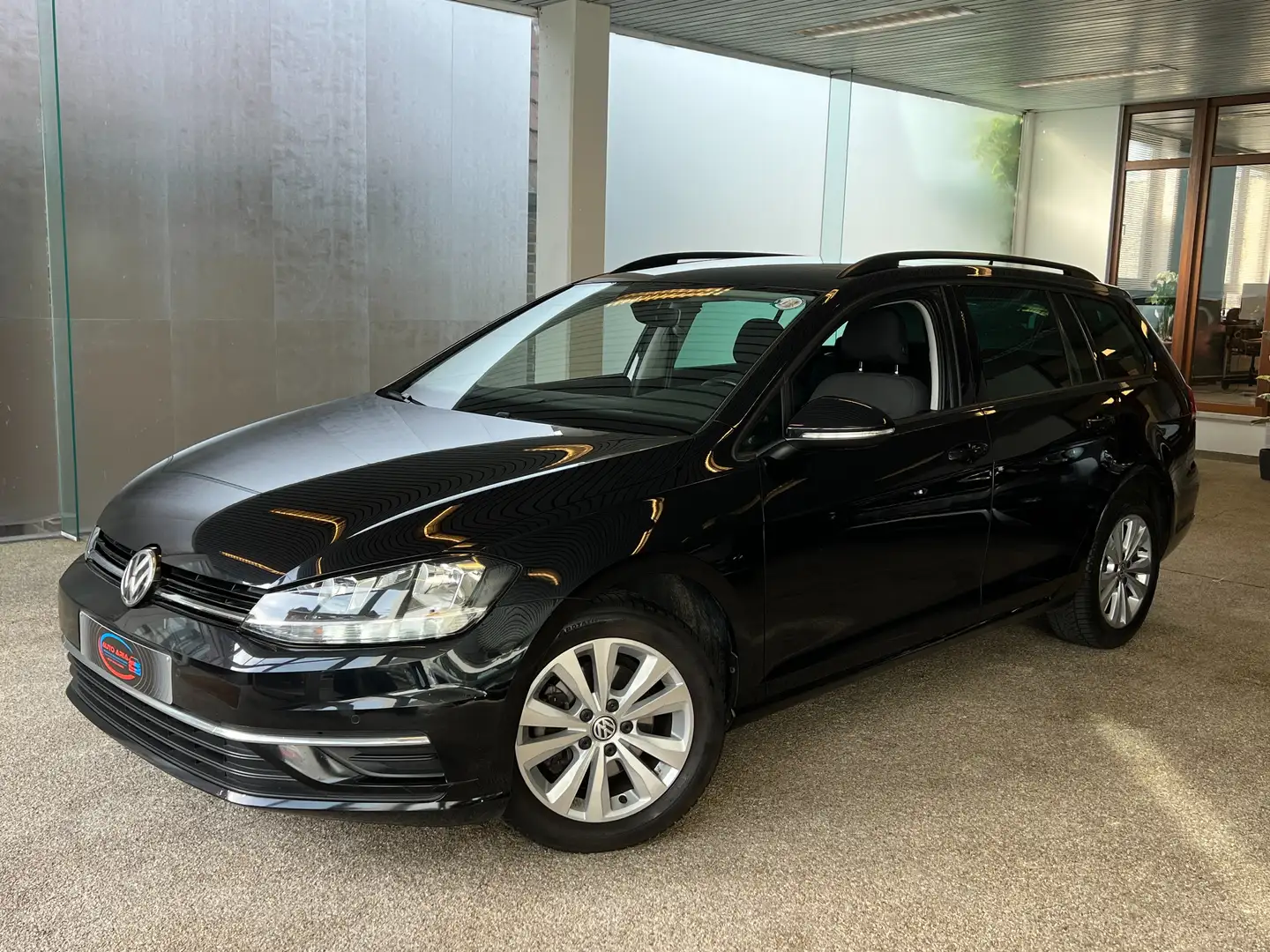 Volkswagen Golf Variant 1.0 TSI*GPS*ECRAN*CAMERA*APPEL CARPLAY*FULL SERVIC Noir - 2