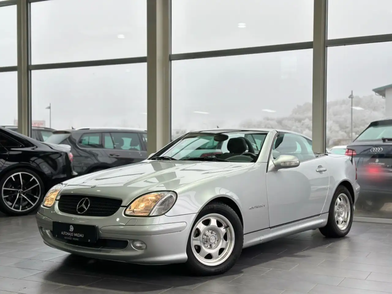 Mercedes-Benz SLK 200