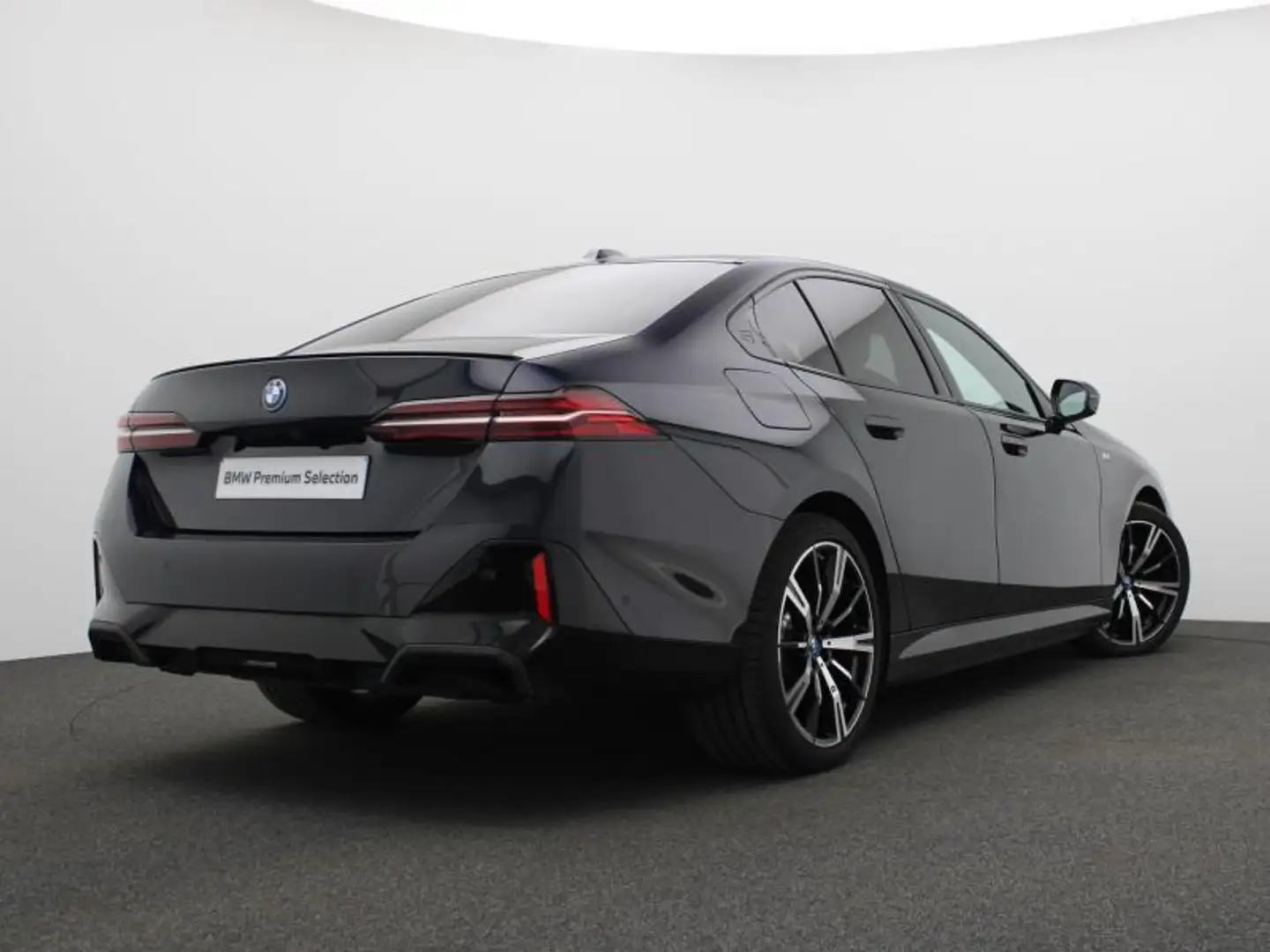 BMW 550 M SPORT - BOWERS & WILKINS - A Zwart - 2