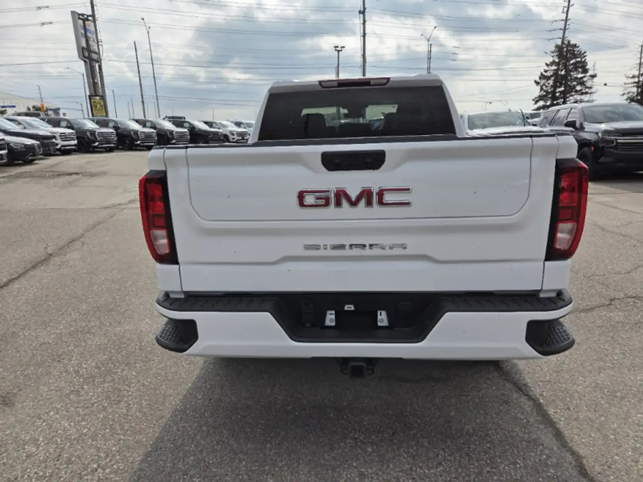 GMC Sierra 1500 снимка GMC Sierra 1500