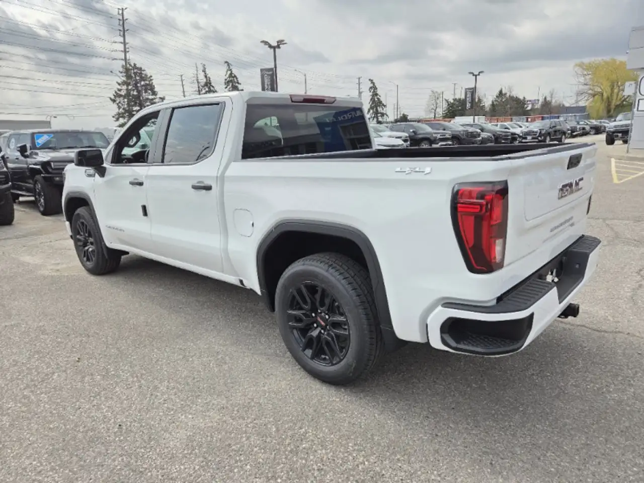 GMC Sierra 1500 снимка GMC Sierra 1500
