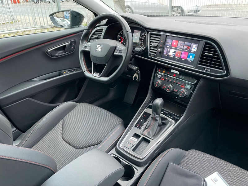 SEAT Leon 1.8 FR Automatik Navi Leder LED 2.Hand — photo 9