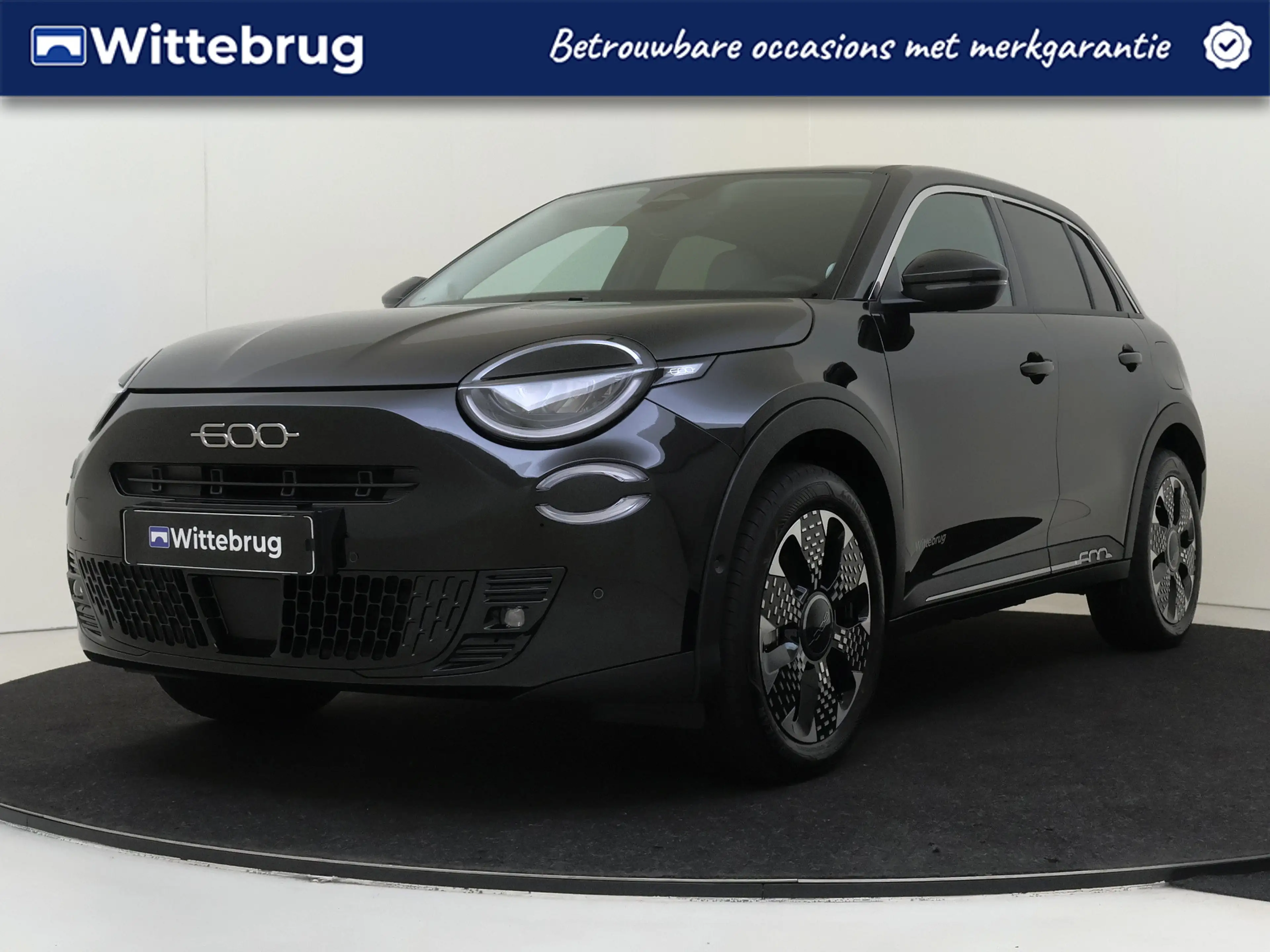 Fiat 600e La Prima 54 kWh LUXE VERSIE ! NRM demo deal