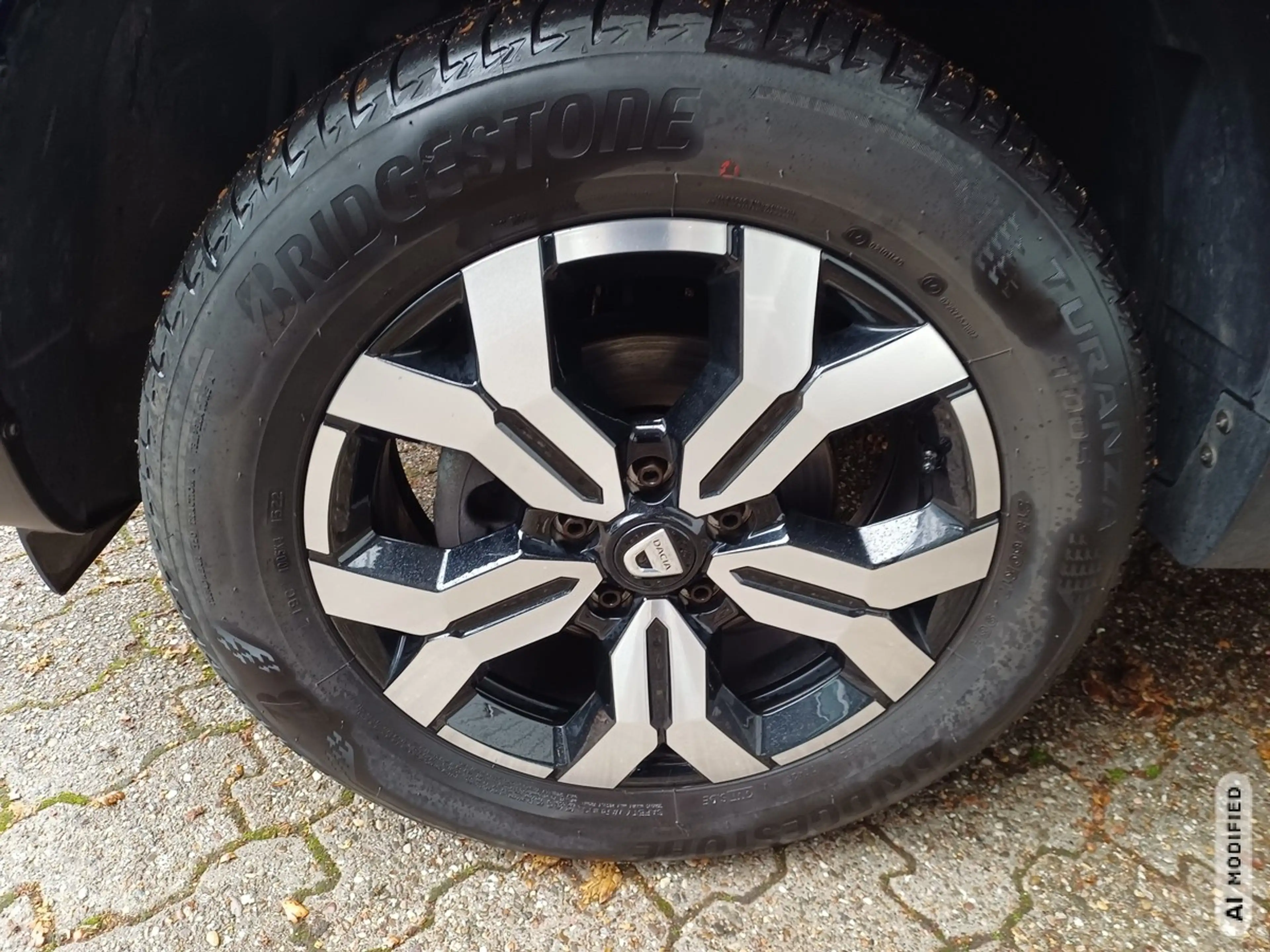 Dacia Duster PRESTIGE Tce 150 EDC 2WD KLIMA SHZ NAVI MFL DAB AL — photo 6