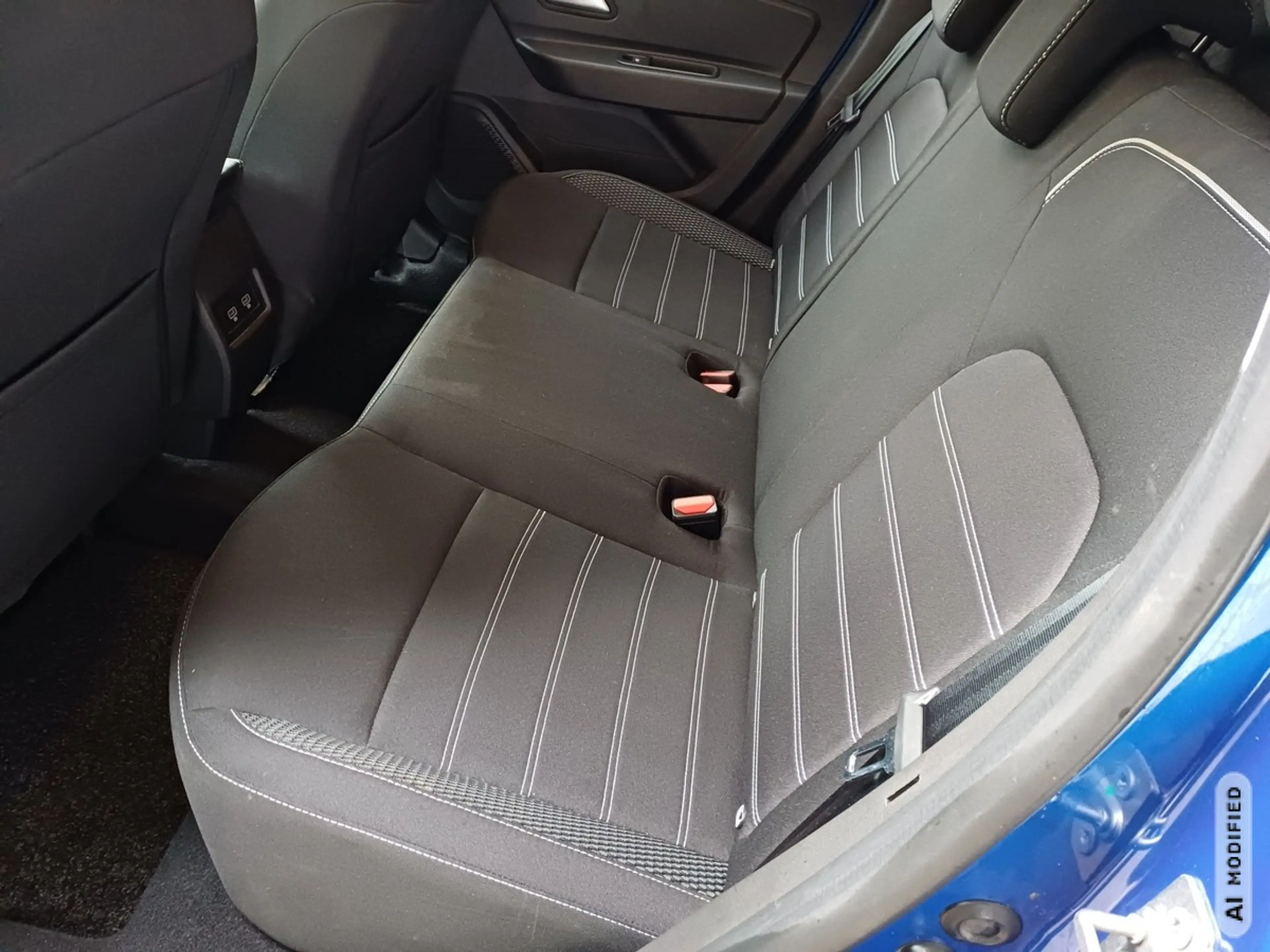 Dacia Duster PRESTIGE Tce 150 EDC 2WD KLIMA SHZ NAVI MFL DAB AL — photo 5