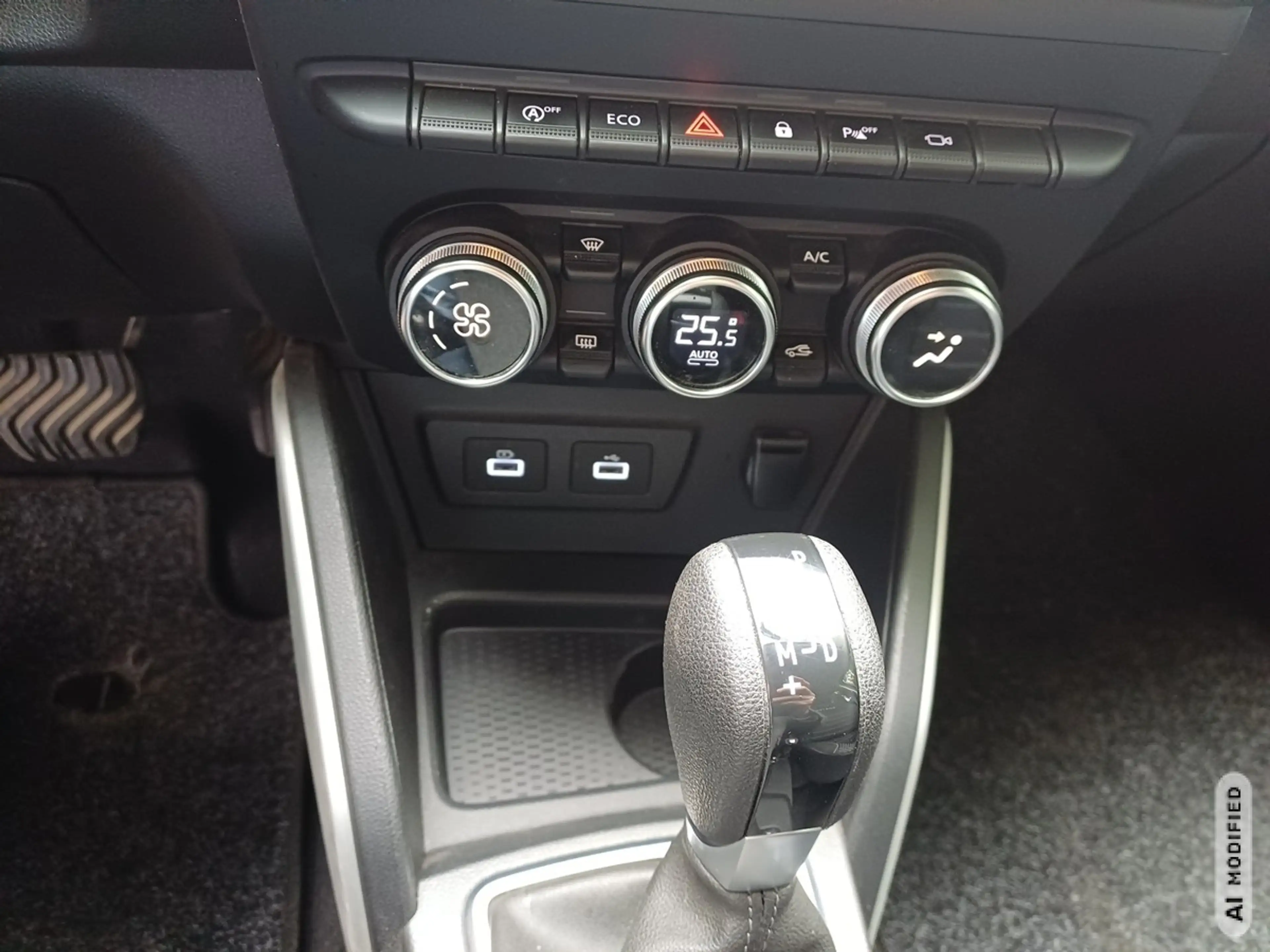 Dacia Duster PRESTIGE Tce 150 EDC 2WD KLIMA SHZ NAVI MFL DAB AL — photo 15