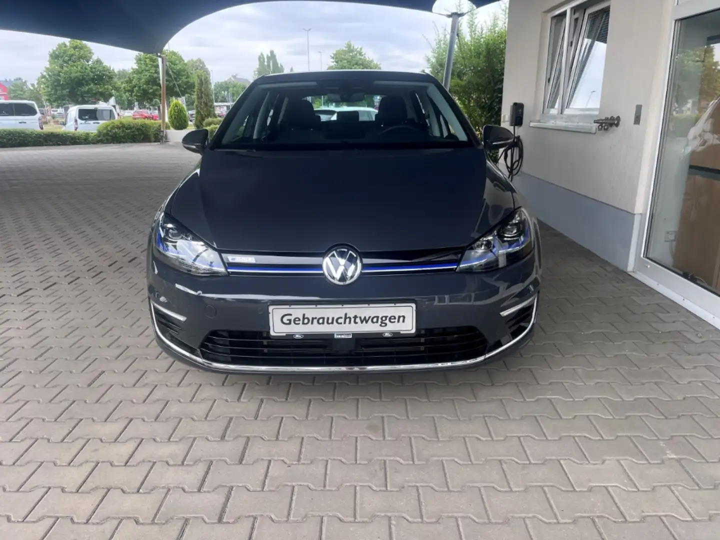 Volkswagen Golf VII e-Golf+LED+PDC+NAV+ACC+CD+DAB+USB+LMF+ Gris - 2