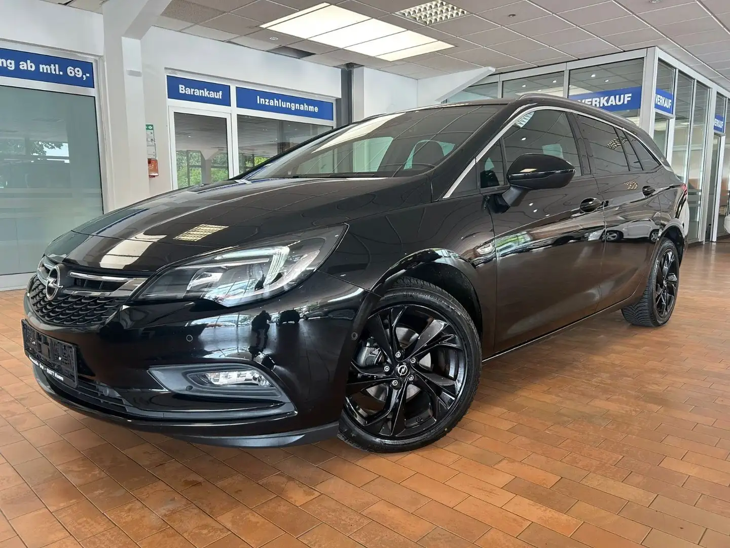 Opel Astra K Sports Tourer Dynamic Start/Stop Schwarz - 1