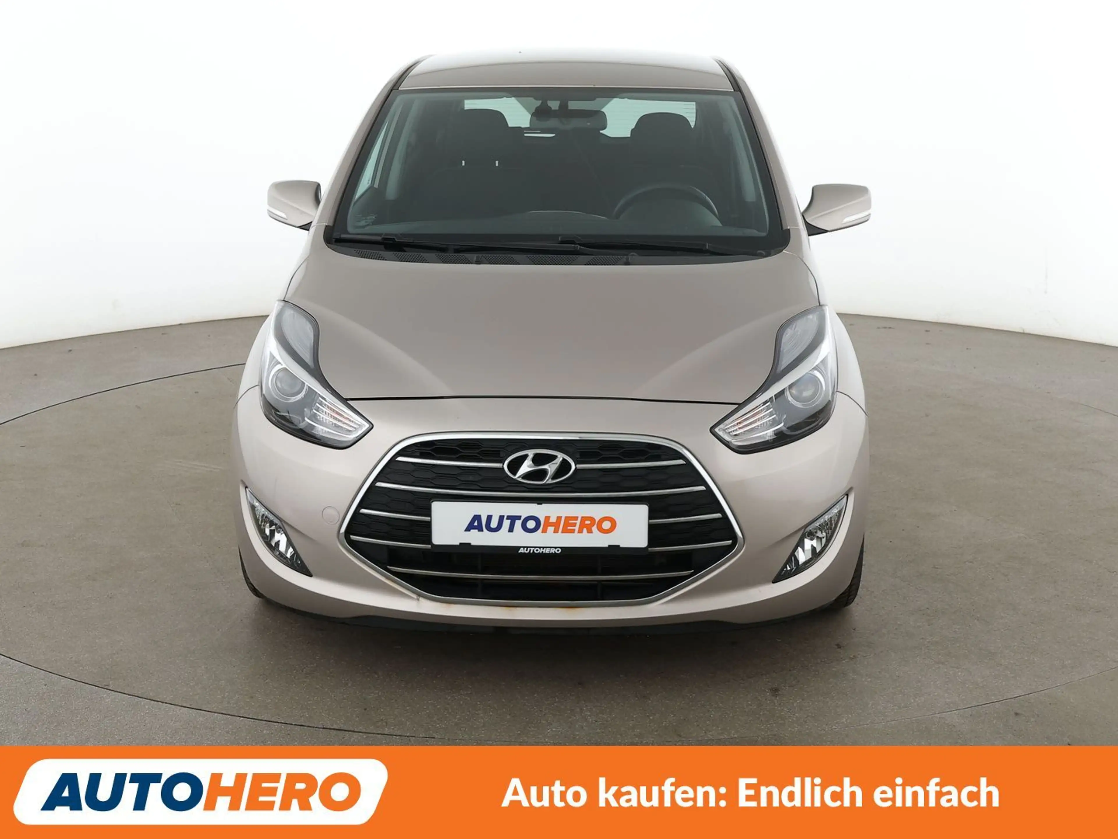 Hyundai iX20 1.6 Trend Blue *TEMPO*PDC*SHZ*KLIMA* — photo 9