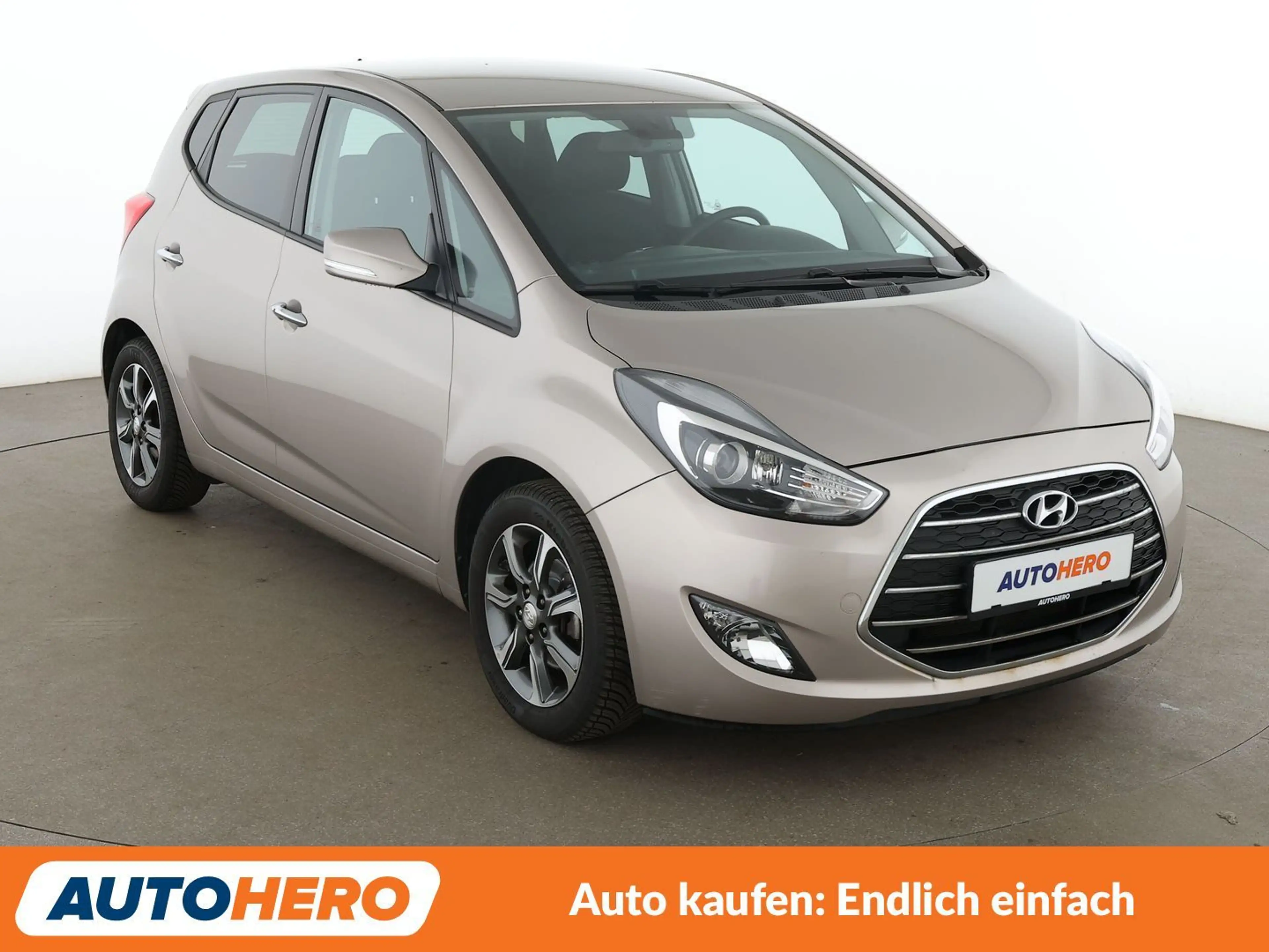 Hyundai iX20 1.6 Trend Blue *TEMPO*PDC*SHZ*KLIMA* — photo 8