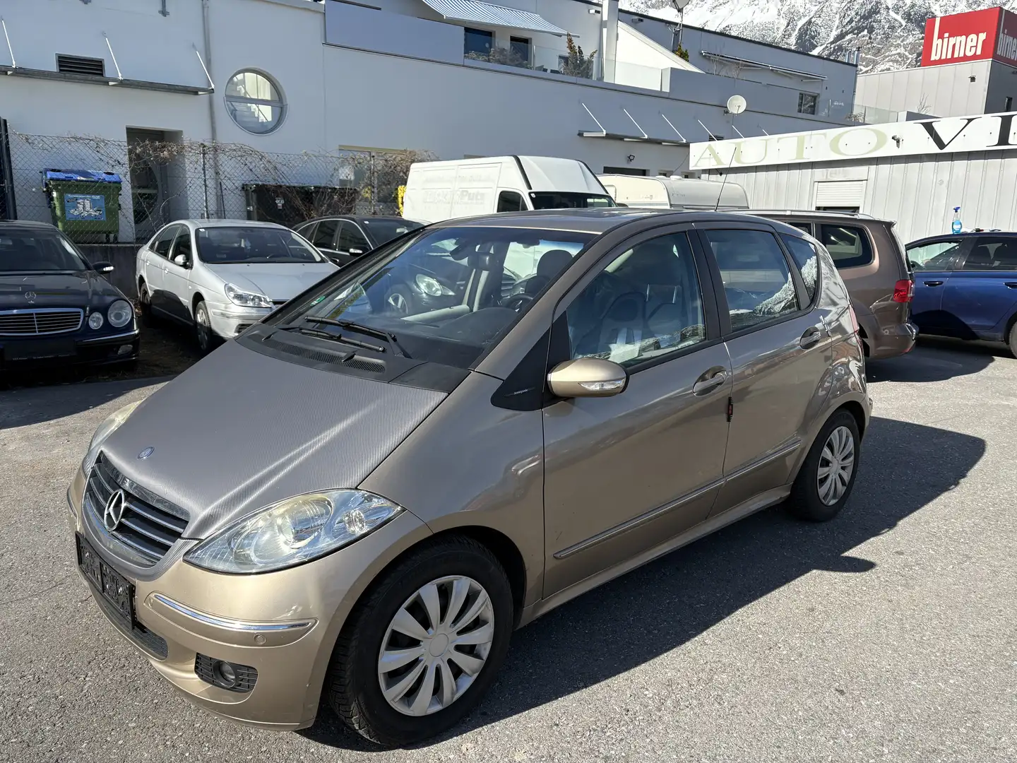 Mercedes-Benz A 180 A 180 CDI Aut Avantgarde Gelb - 2