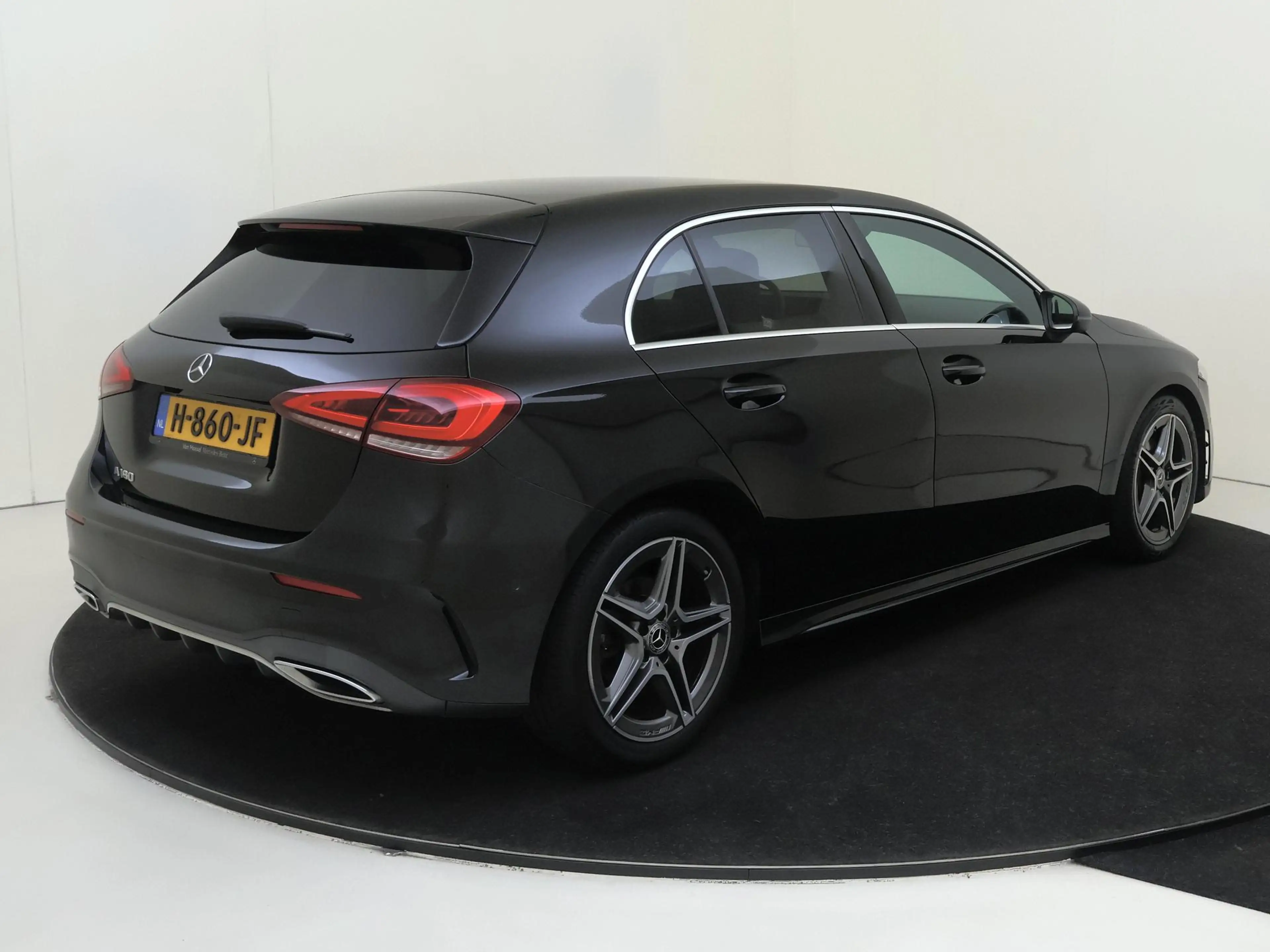 Mercedes-Benz A 180 Business Solution AMG | Wordt Verwacht | Apple Car — photo 2