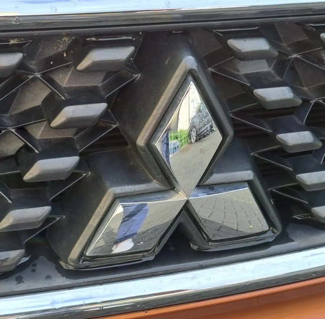 Mitsubishi Space Star *Top*Modell 2017*Automatik*Diamant*nur 29000 km* Orange - 1