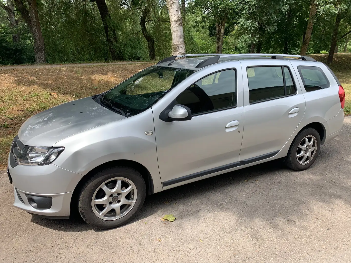 Dacia Logan Logan MCV TCe 90 Stepway Stříbrná - 1