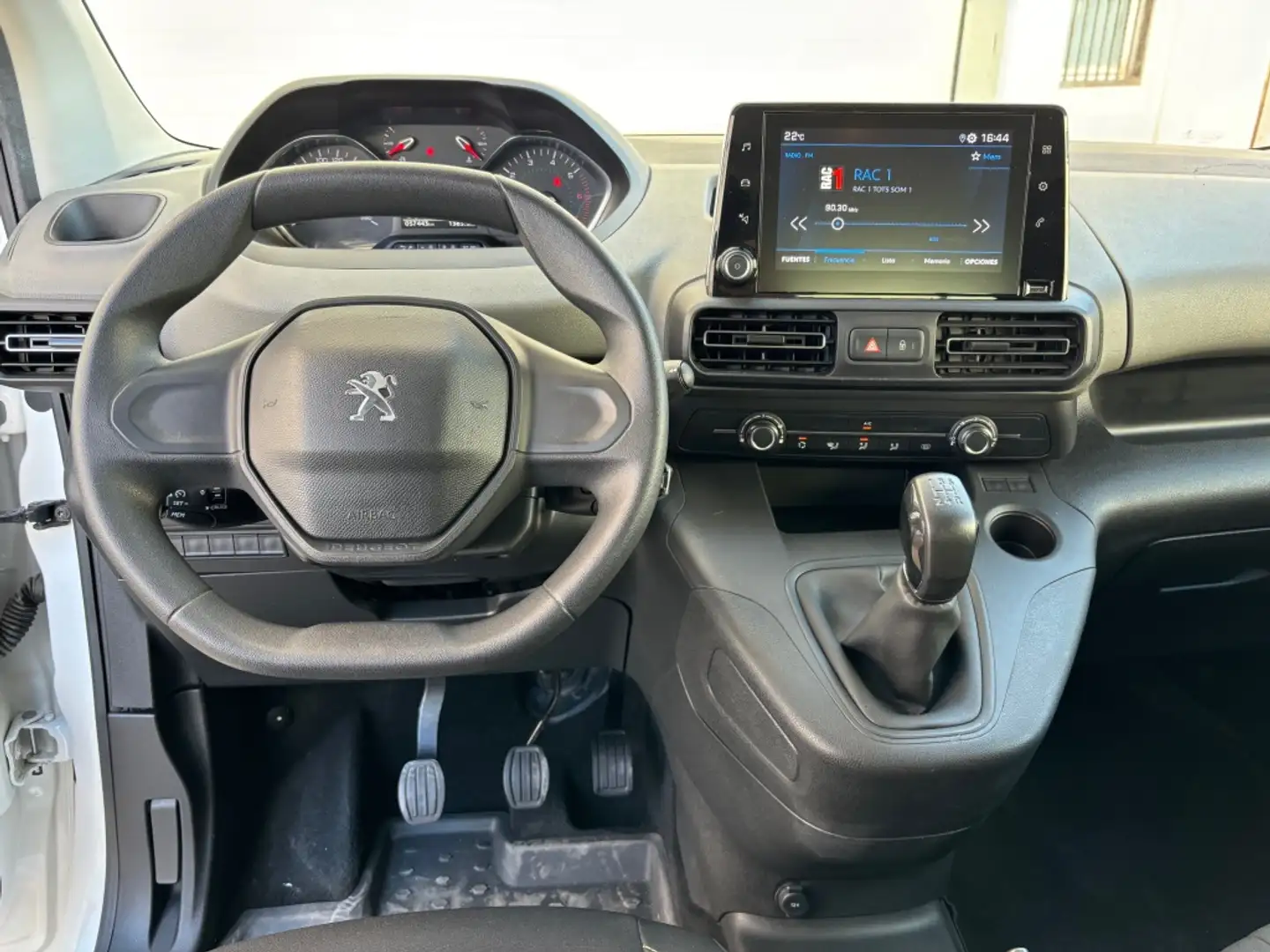 Peugeot Rifter 1.5BlueHDi S&S Standard Active NAV+ 100 Weiß - 2