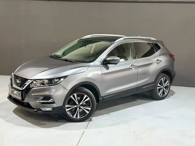 2018 Nissan Qashqai in Grey for sale