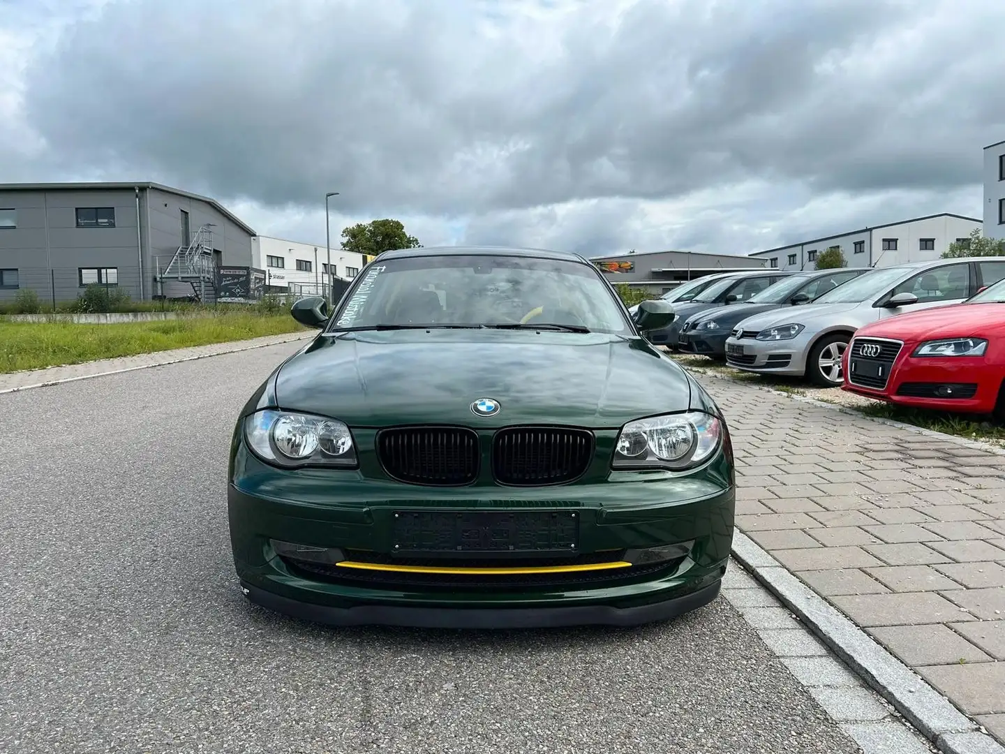 BMW 116 2.0i Tuning 2 Sitze Überrolbügel 18 Zoll Rot - 2