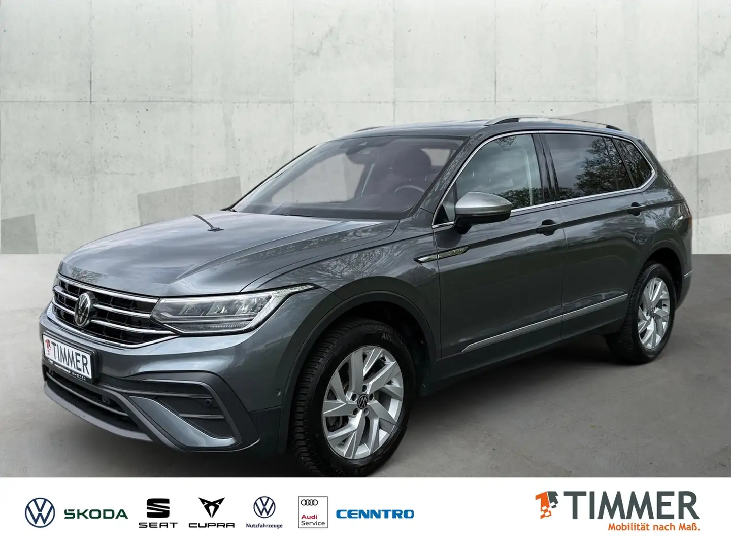 Volkswagen Tiguan Allspace 2.0 TDI DSG 4M *7Sitz *AHK *TRAVEL *LED *RKAM * Gris - 1