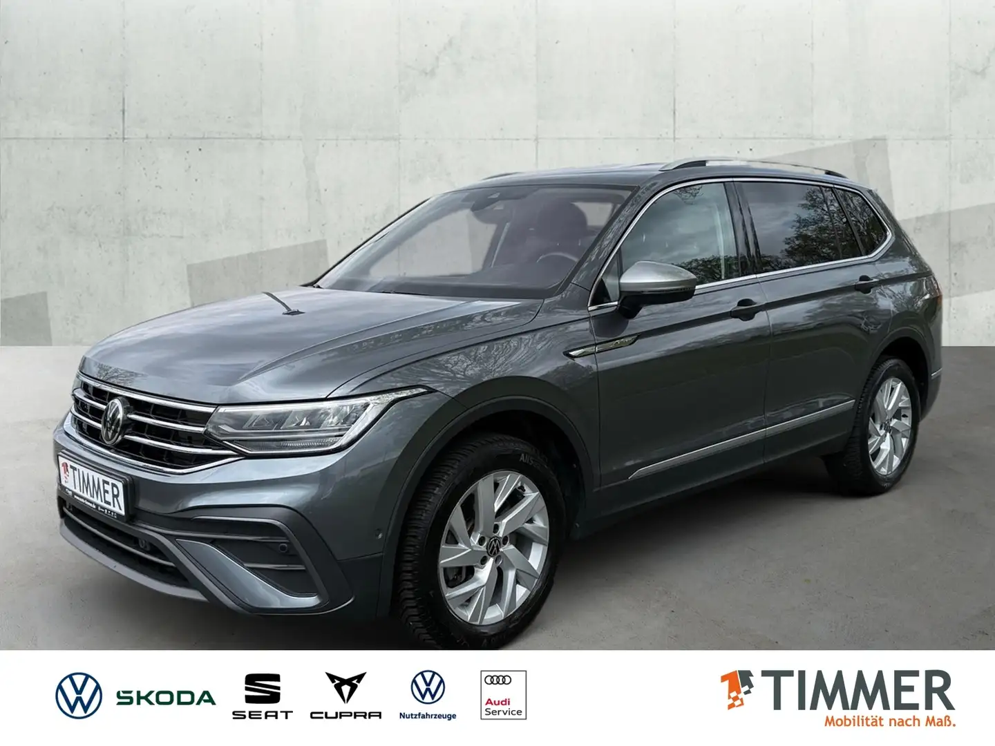 Volkswagen Tiguan Allspace 2.0 TDI DSG 4M *7Sitz *AHK *TRAVEL *LED *RKAM * Grau - 1