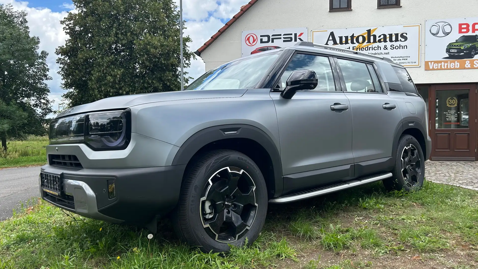 BAIC BJ30 4WD HEV 1.5 Turbo Hybrid DAB Lenkradheizung Gris - 1