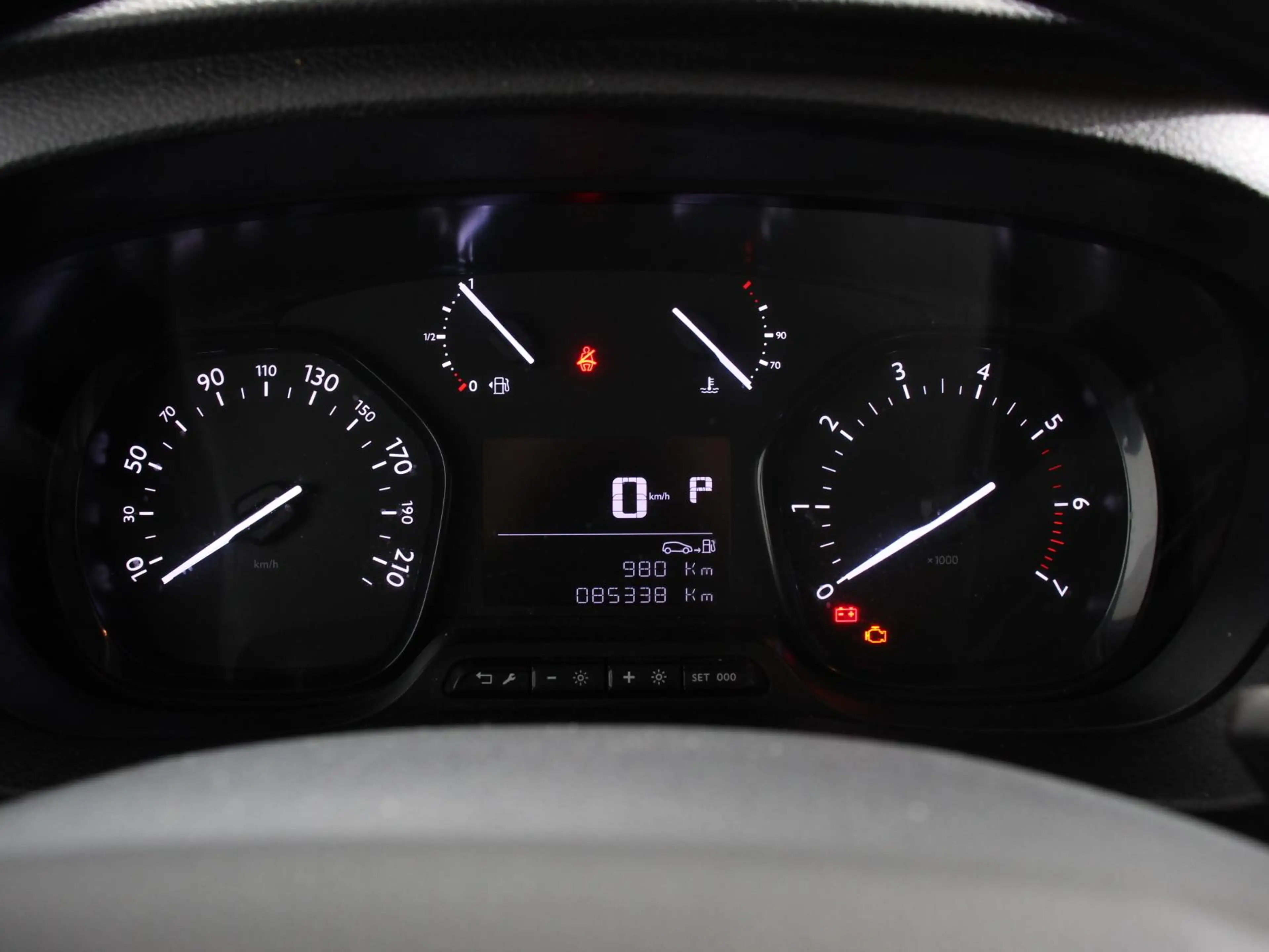 Peugeot Expert 2.0 BlueHDI 180pk Automaat L3 Premium DC Navigatie — photo 13