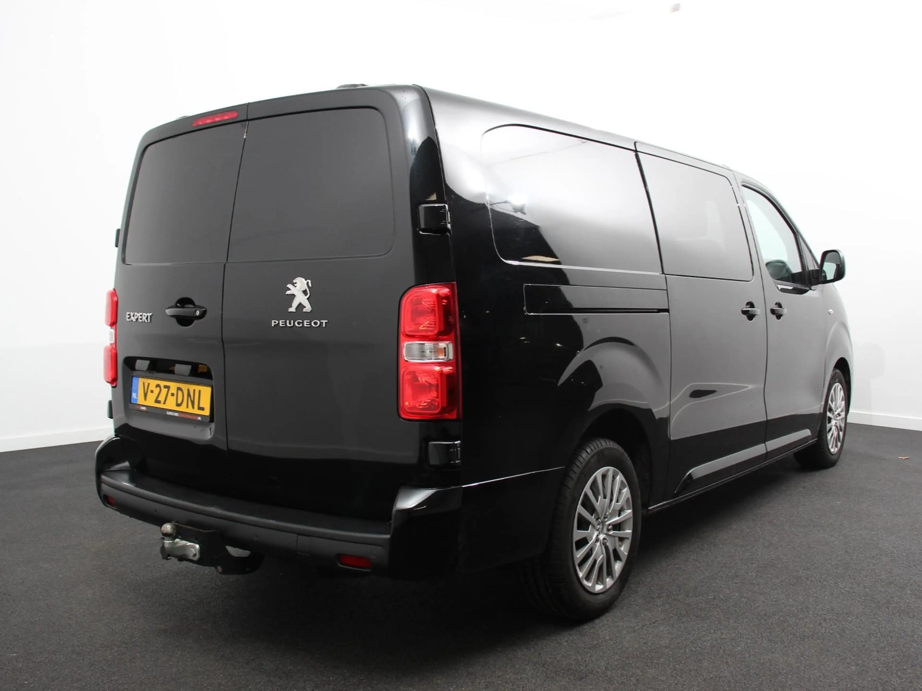 Peugeot Expert 2.0 BlueHDI 180pk Automaat L3 Premium DC Navigatie — photo 6