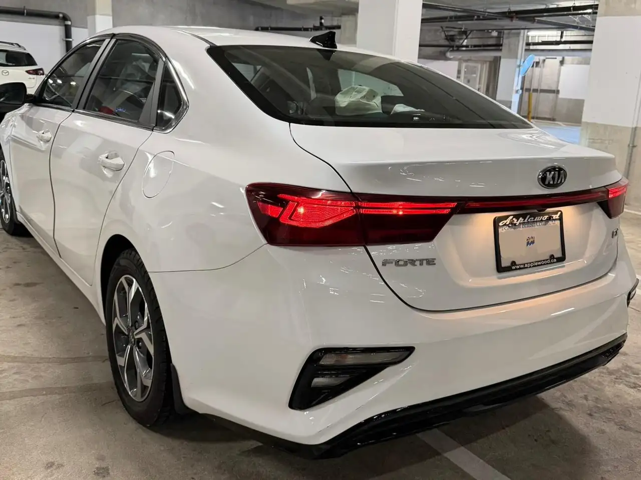 Kia Forte снимка Kia Forte