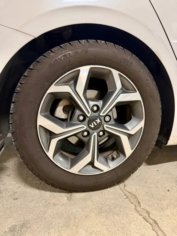 Kia Forte снимка Kia Forte