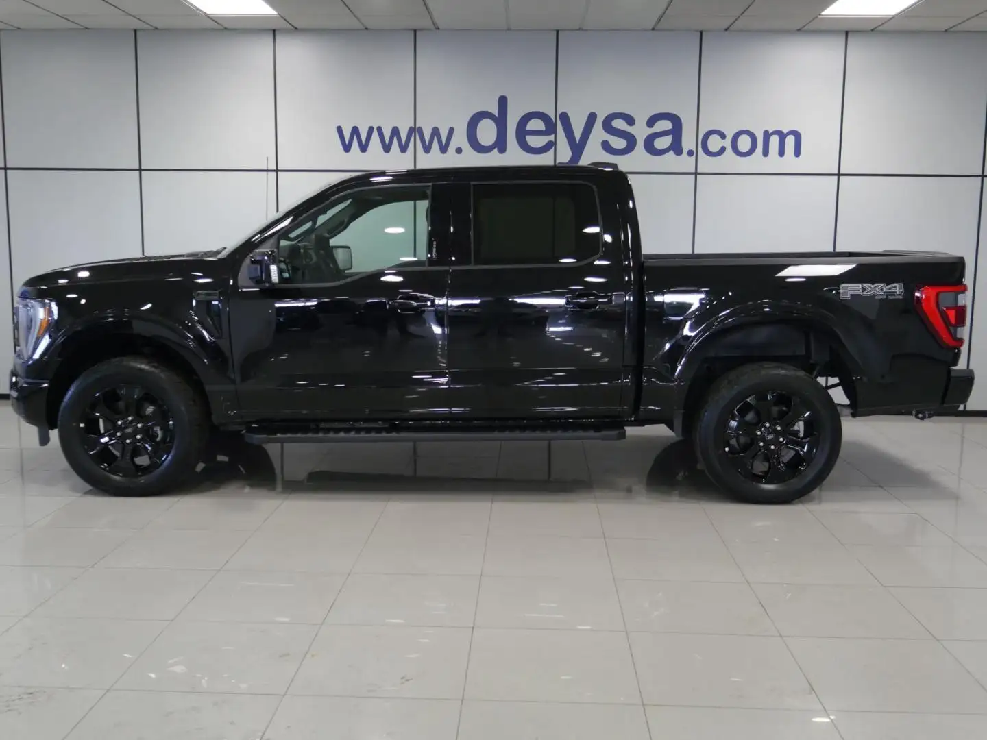 Ford F 150 LARIAT 5.0 V8 460CV Negro - 2