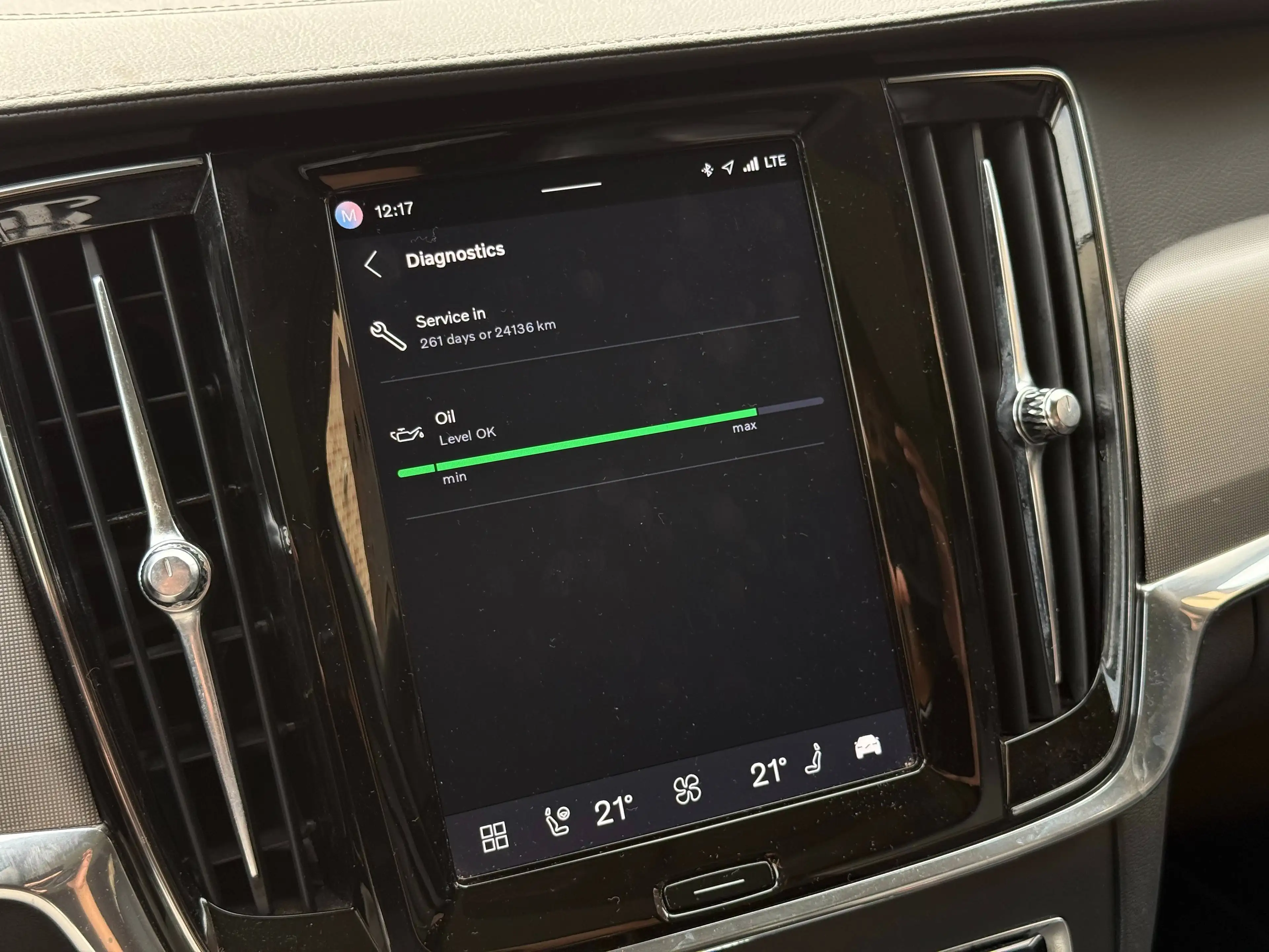 Volvo V90 T6 Recharge AWD Ultra Dark *FULL*360*PANO*B&W*Headup* — photo 31