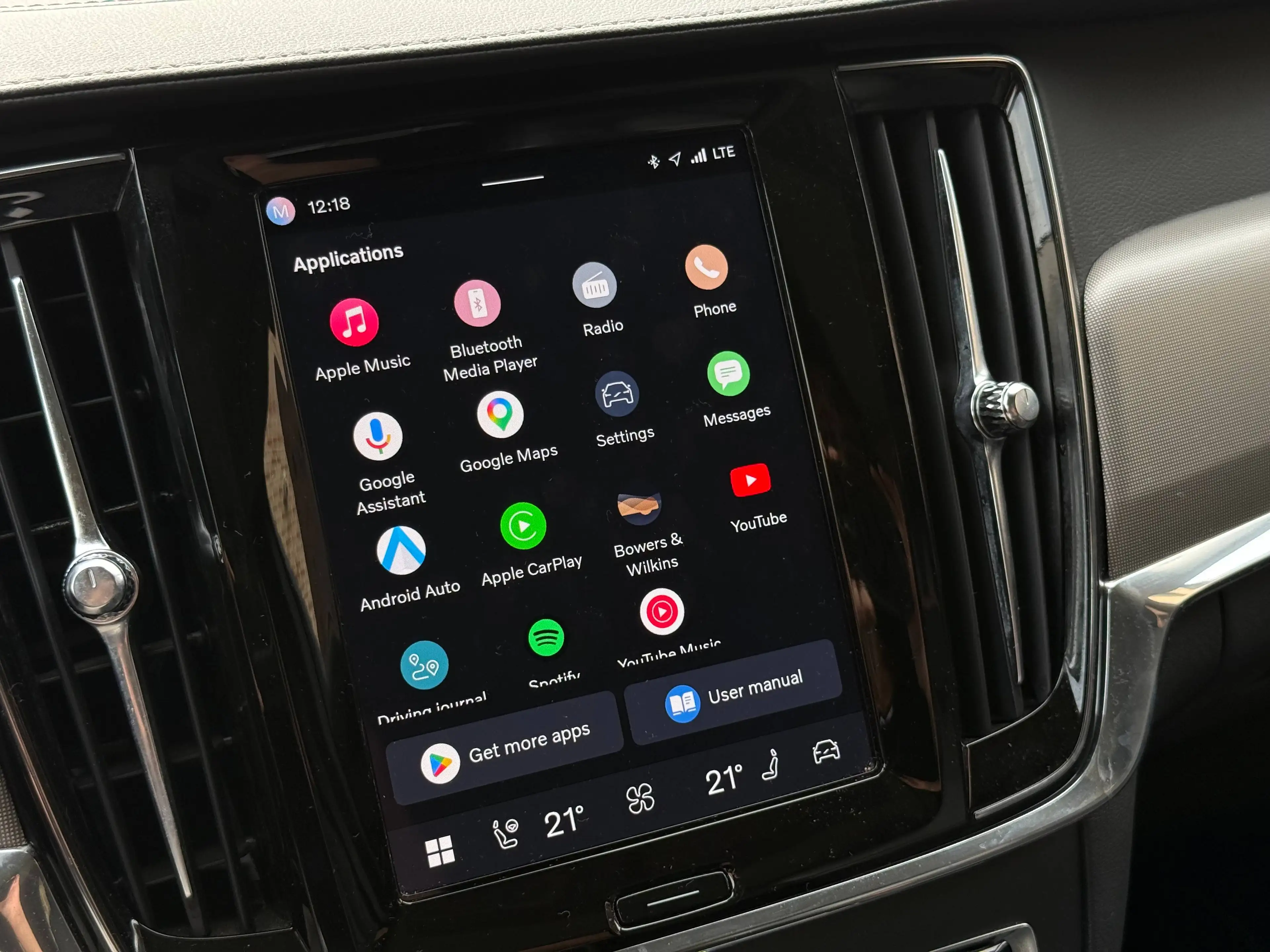Volvo V90 T6 Recharge AWD Ultra Dark *FULL*360*PANO*B&W*Headup* — photo 28