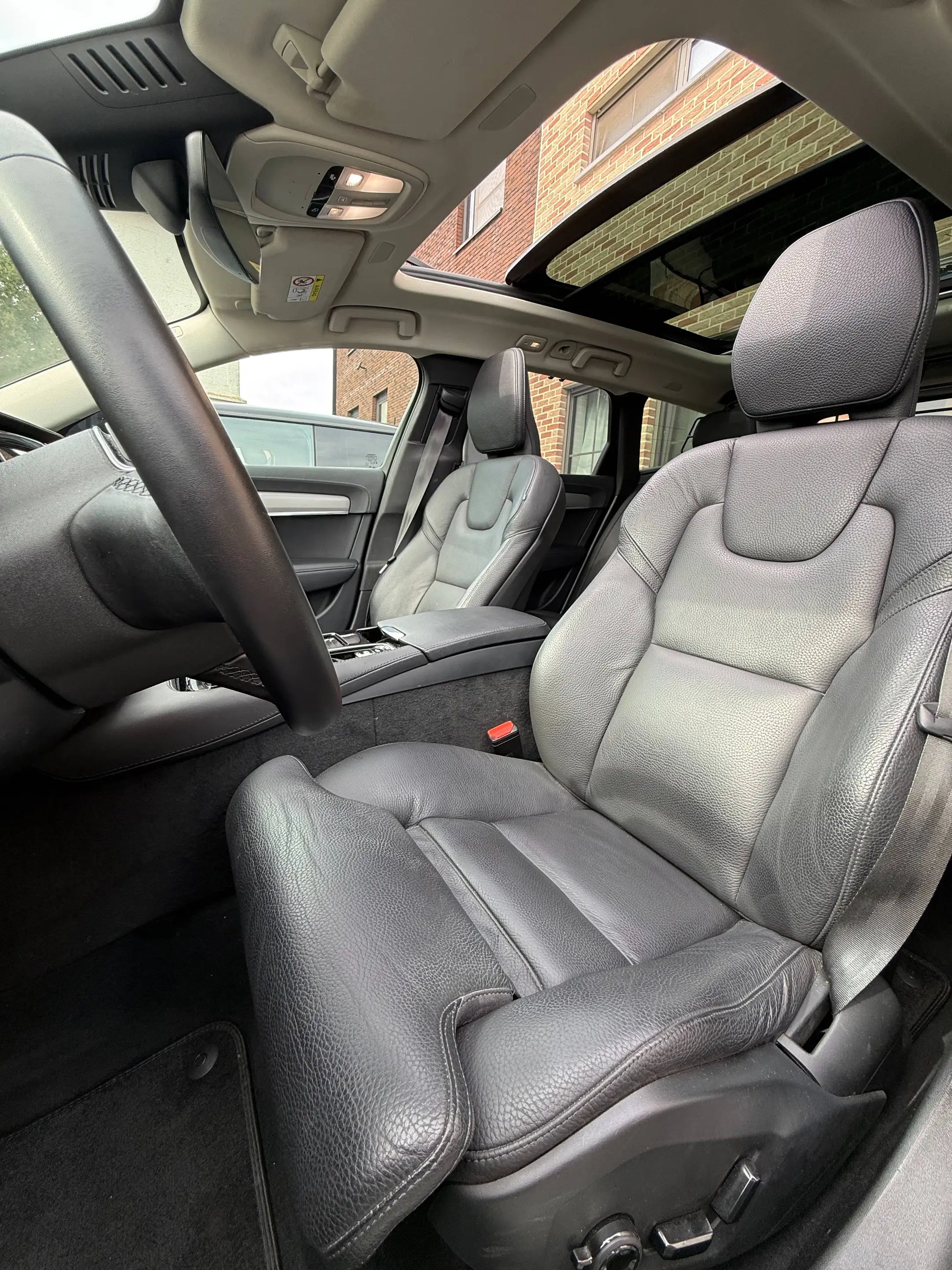 Volvo V90 T6 Recharge AWD Ultra Dark *FULL*360*PANO*B&W*Headup* — photo 16