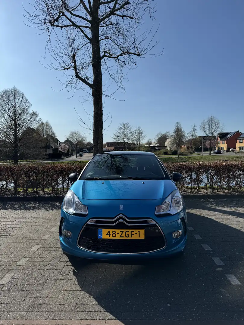 Citroen DS3 1.2 VTi Chic Azul - 1