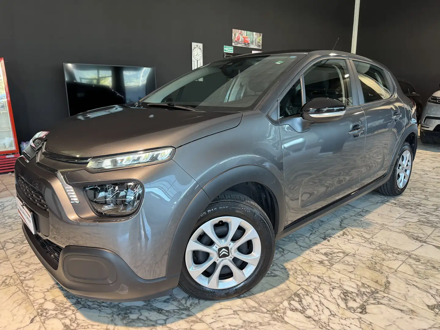 Citroen C3 1.2 puretech 83 Feel Pack s OK NEOPATENTATI Gris - 1