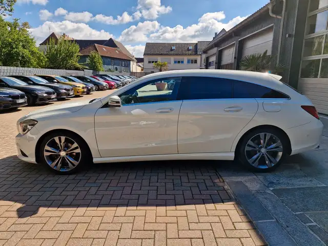 Mercedes-Benz Cla view 8
