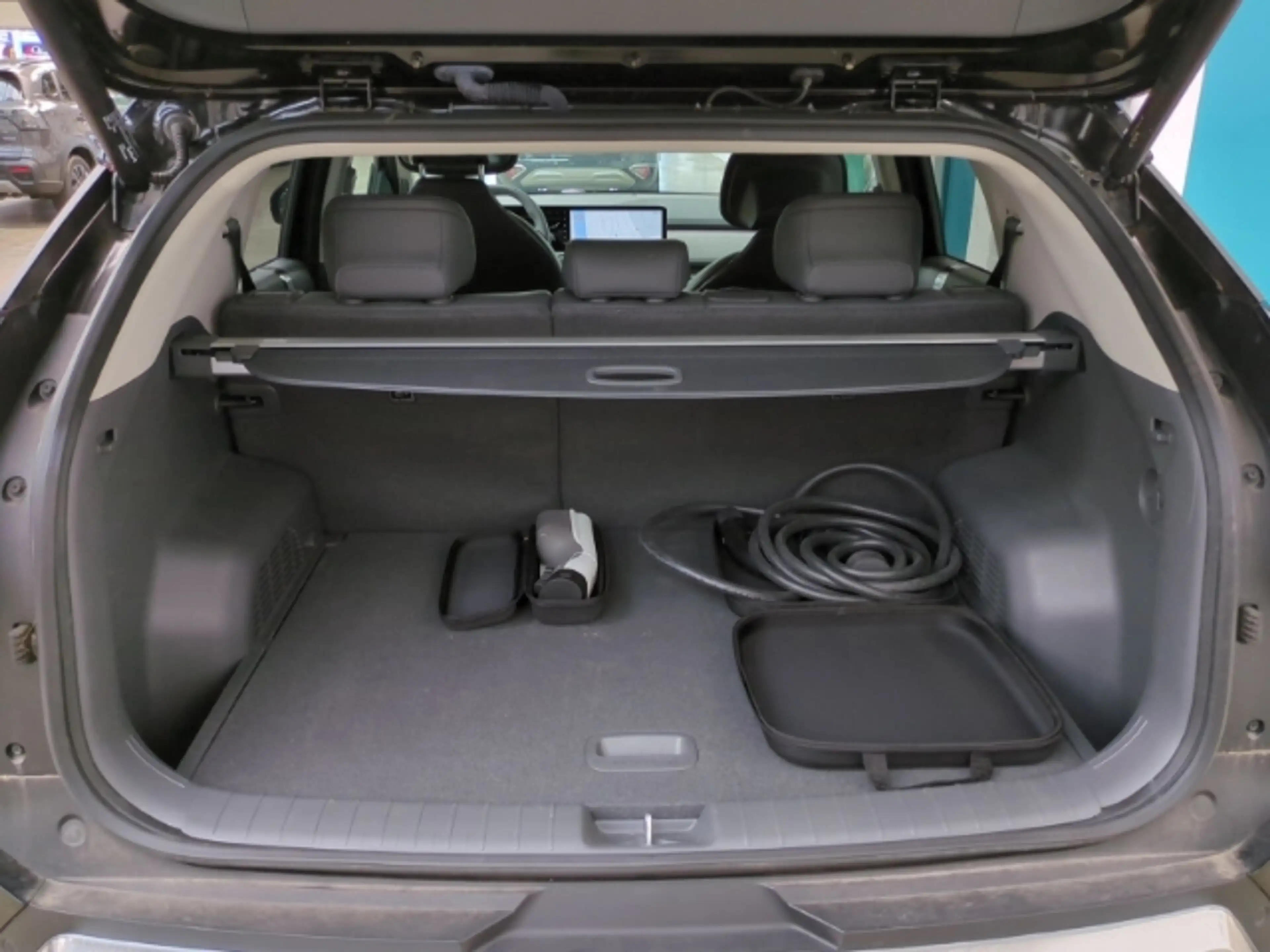 Kia EV3 150 kW Earth NAVI,CARPLAY,SITZHZG,PDC,KAMERA — photo 6