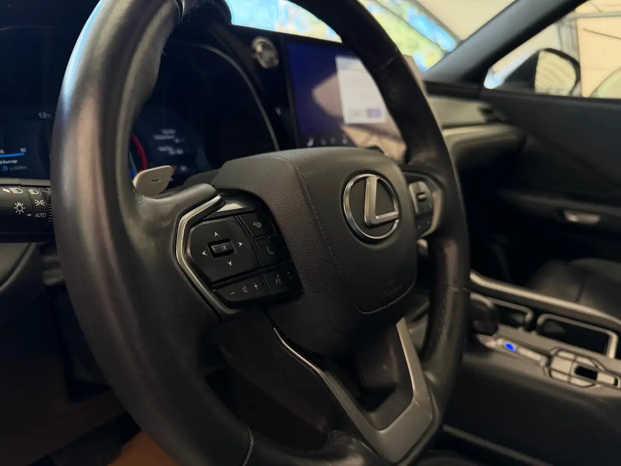 Lexus TX 350 снимка Lexus TX 350