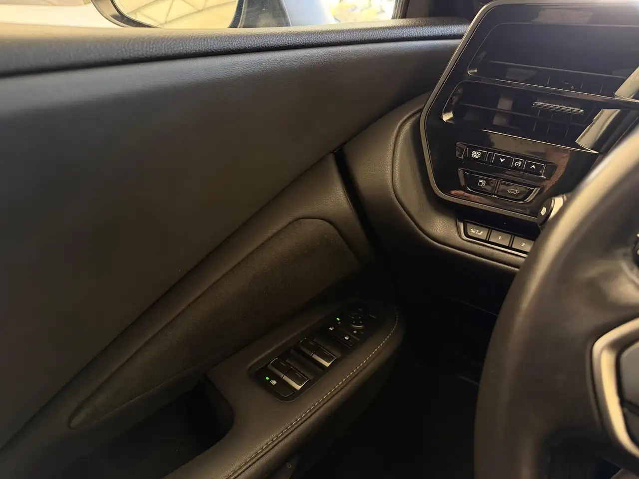 Lexus TX 350 снимка Lexus TX 350