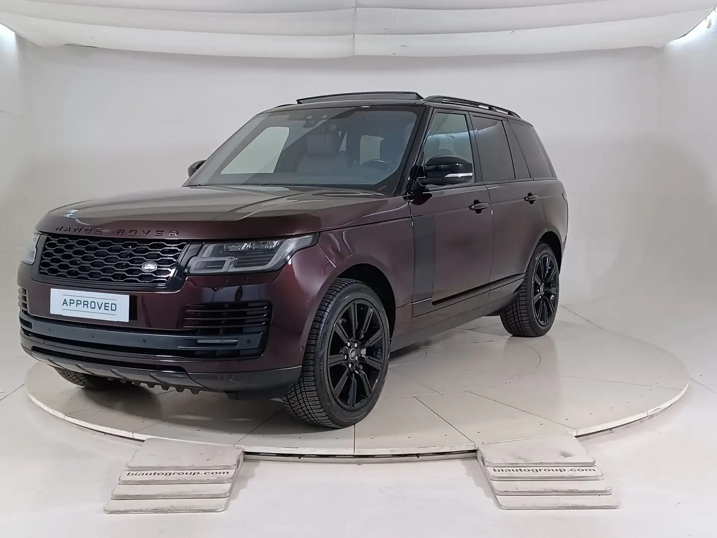 Land Rover Range Rover IV 2018 Diesel 3.0d i6 mhev Vogue 249cv auto Rosso - 1