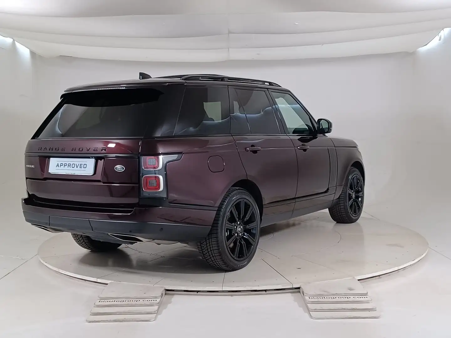 Land Rover Range Rover IV 2018 Diesel 3.0d i6 mhev Vogue 249cv auto Rosso - 2