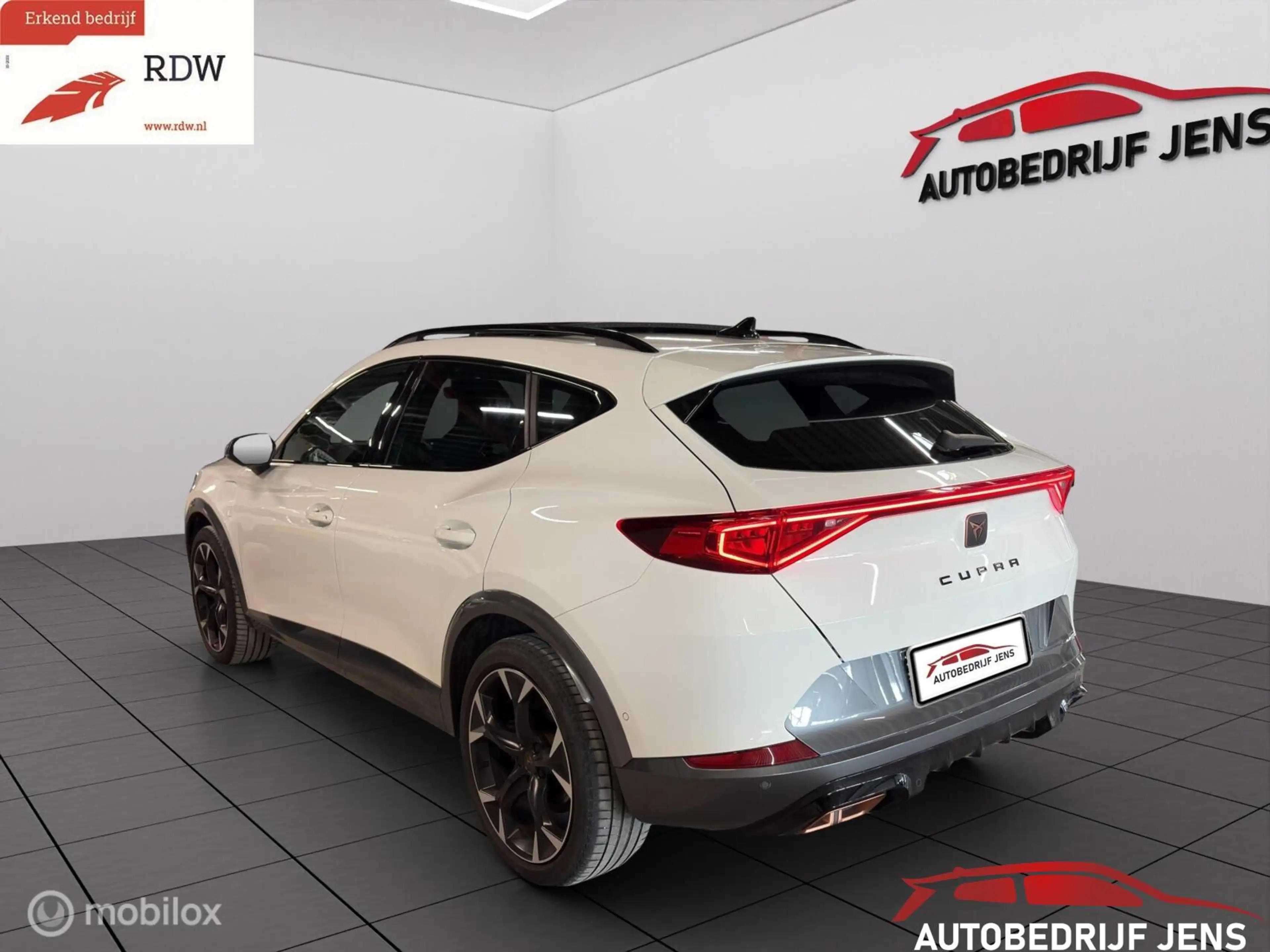 CUPRA Formentor 1.4 e-Hybrid VZ Performance|PANO|st. memory — photo 10