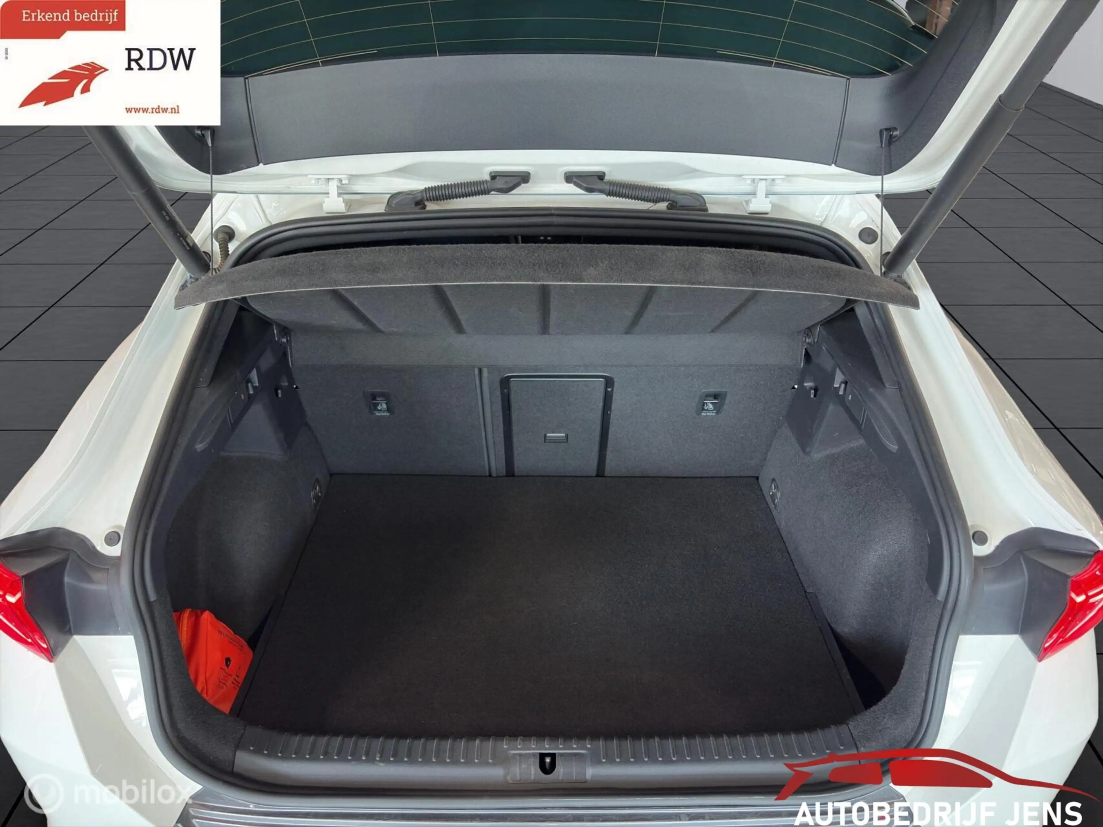 CUPRA Formentor 1.4 e-Hybrid VZ Performance|PANO|st. memory — photo 20