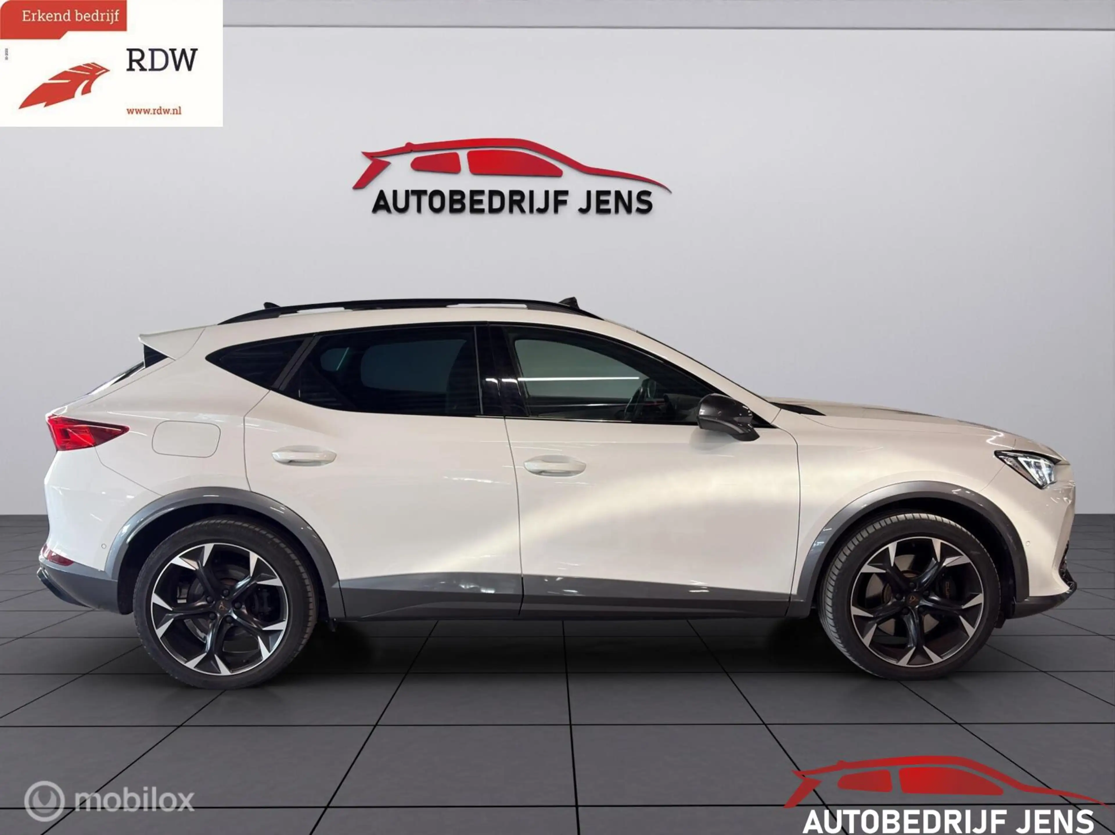 CUPRA Formentor 1.4 e-Hybrid VZ Performance|PANO|st. memory — photo 12