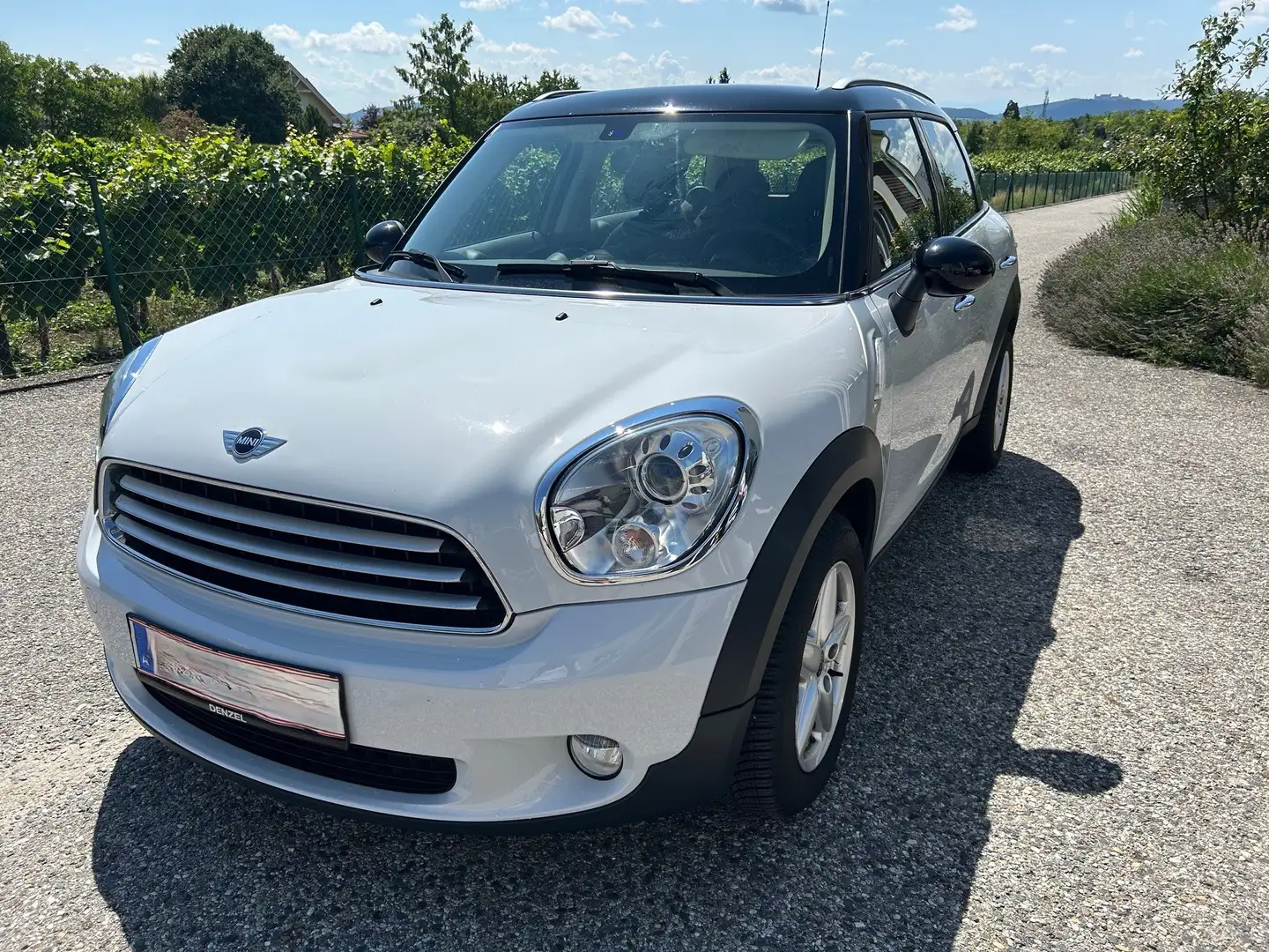MINI Cooper D Countryman MINI Countryman COOPER D Aut. COOPER Weiß - 1