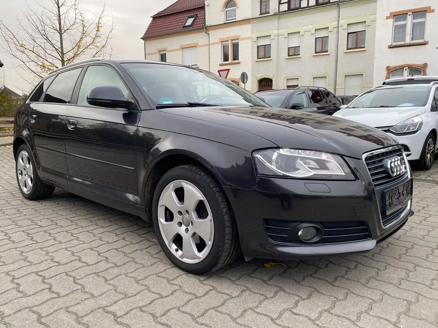 Audi A3 Sportback 1.4 TFSI Ambiente Grau - 2