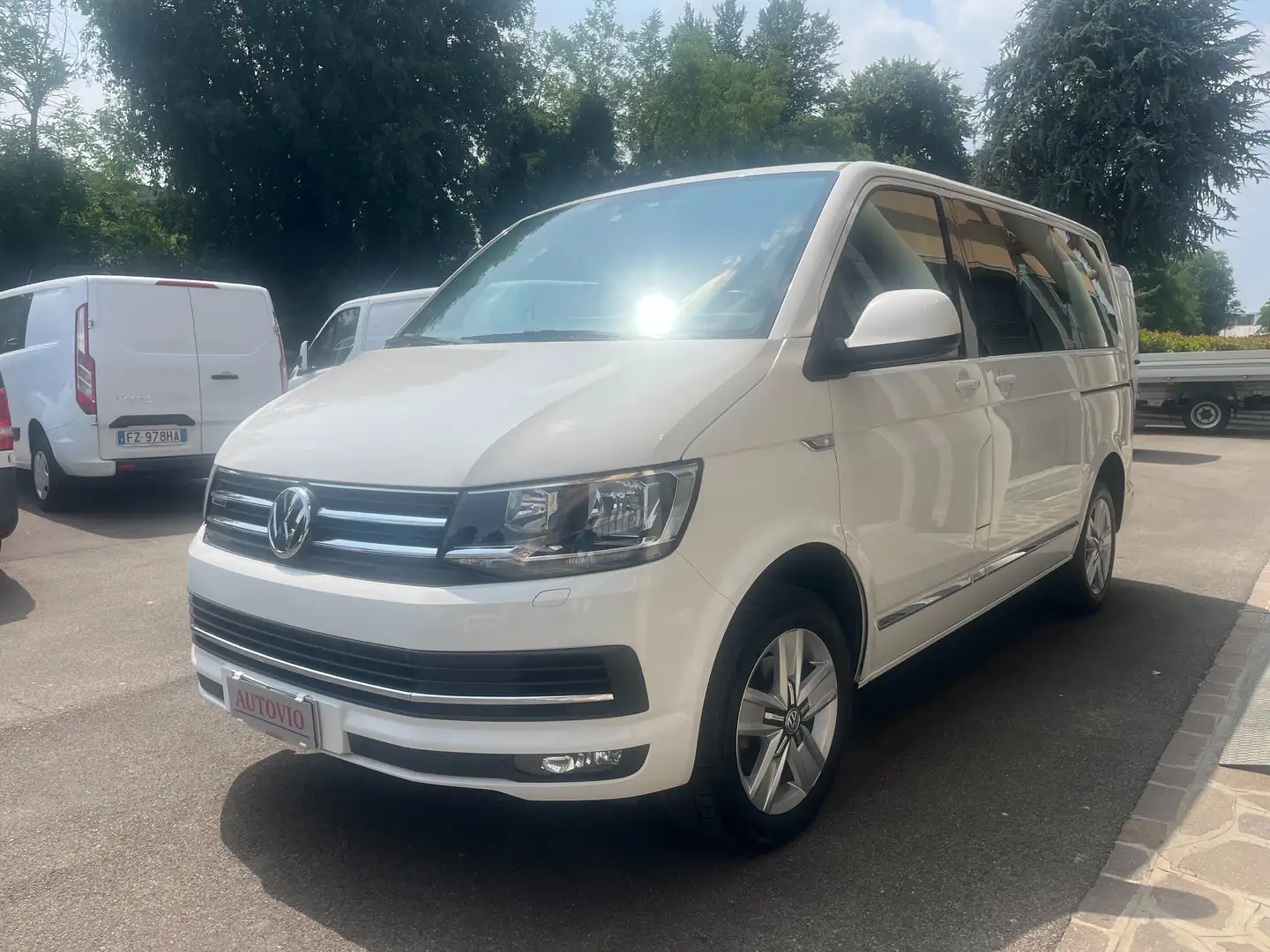 Volkswagen T6 Caravelle 2.0TDI 4 Motion N1 - 6 POSTI PREZZO+IVA Bianco - 1